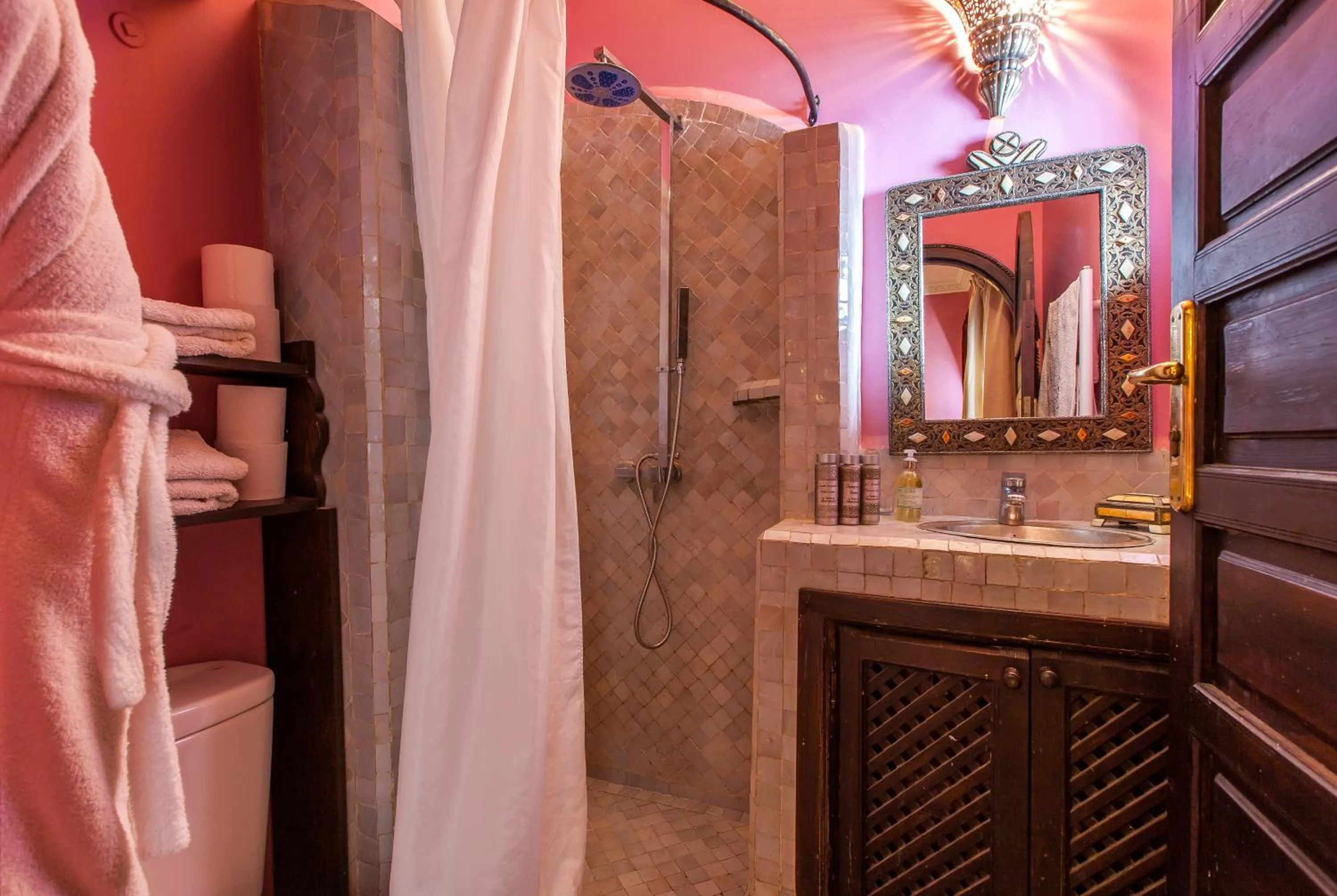 Bathroom in Riad Shemsi