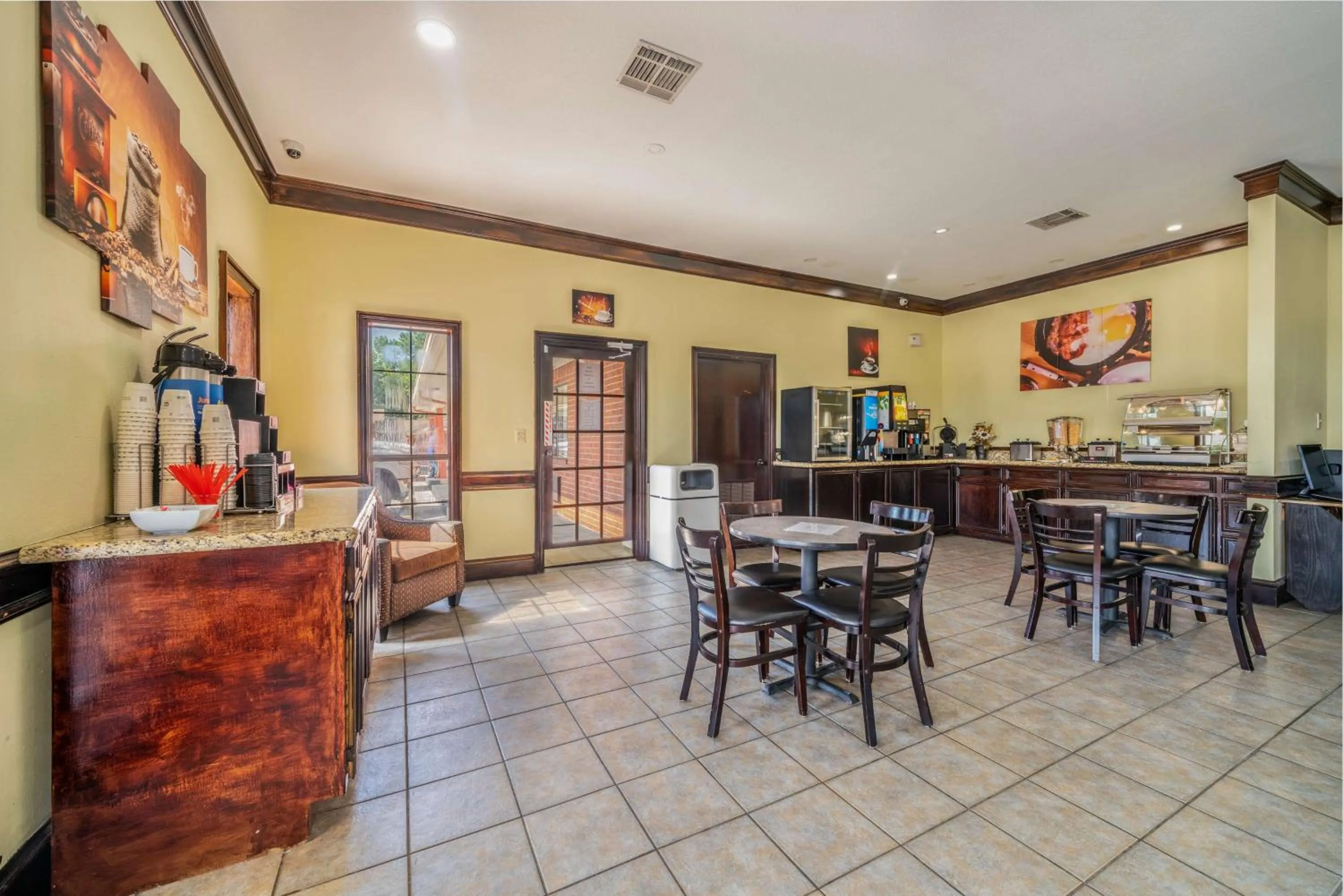 Restaurant/places to eat in Best Western Inn of Jasper