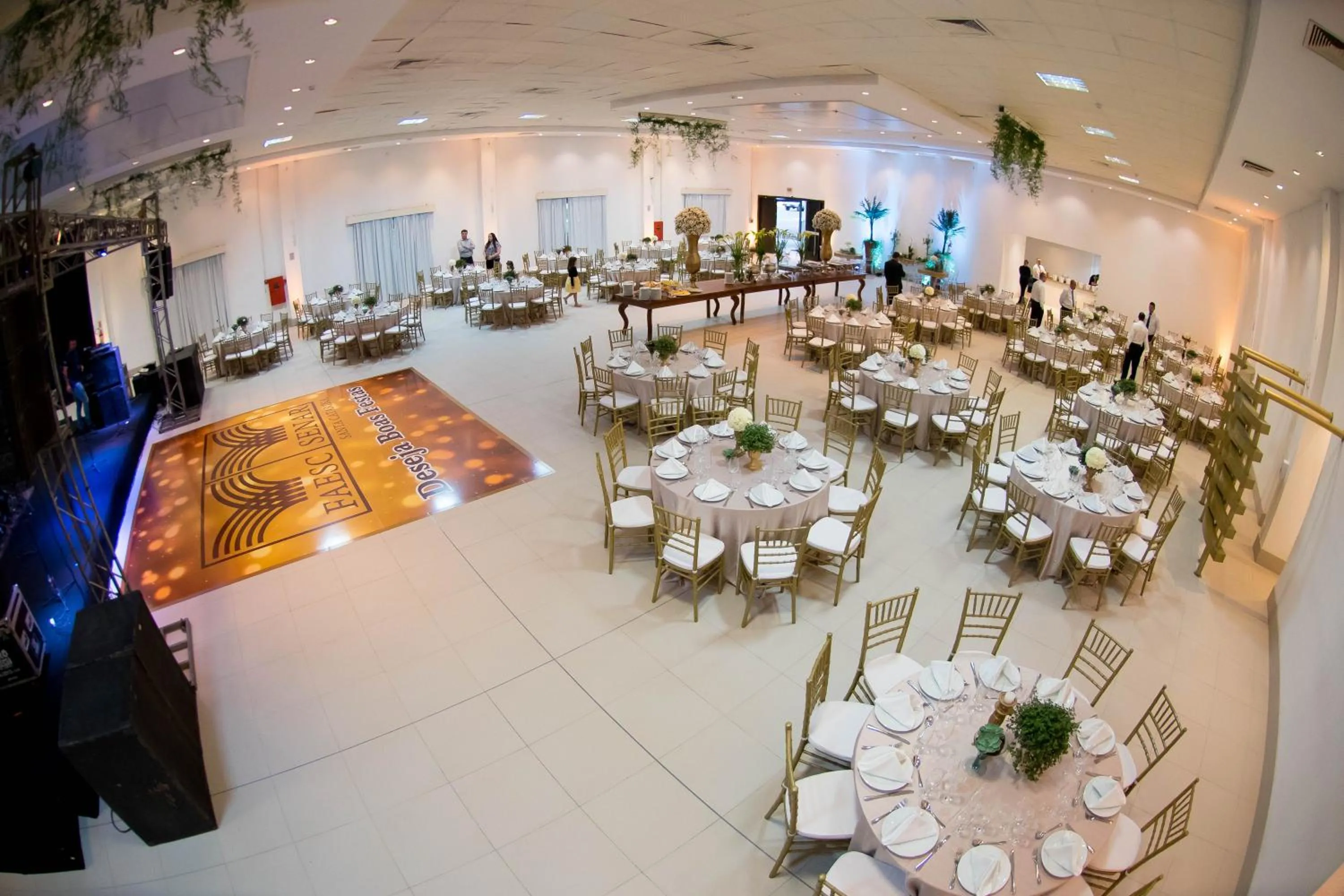 Banquet/Function facilities in Favorita Golden Hotel e Eventos