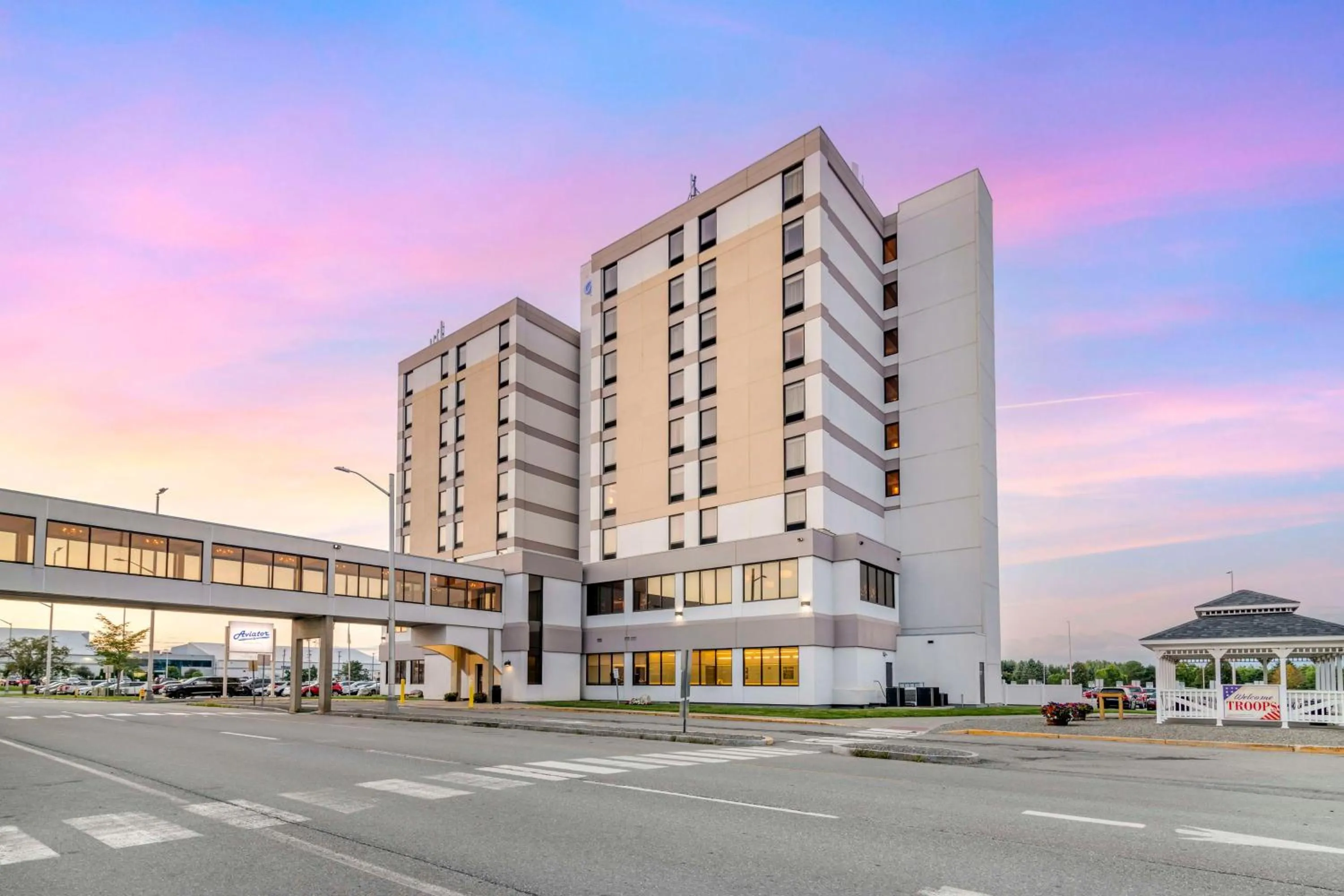 Property building in Bangor Aviator Hotel BW Premier Collection