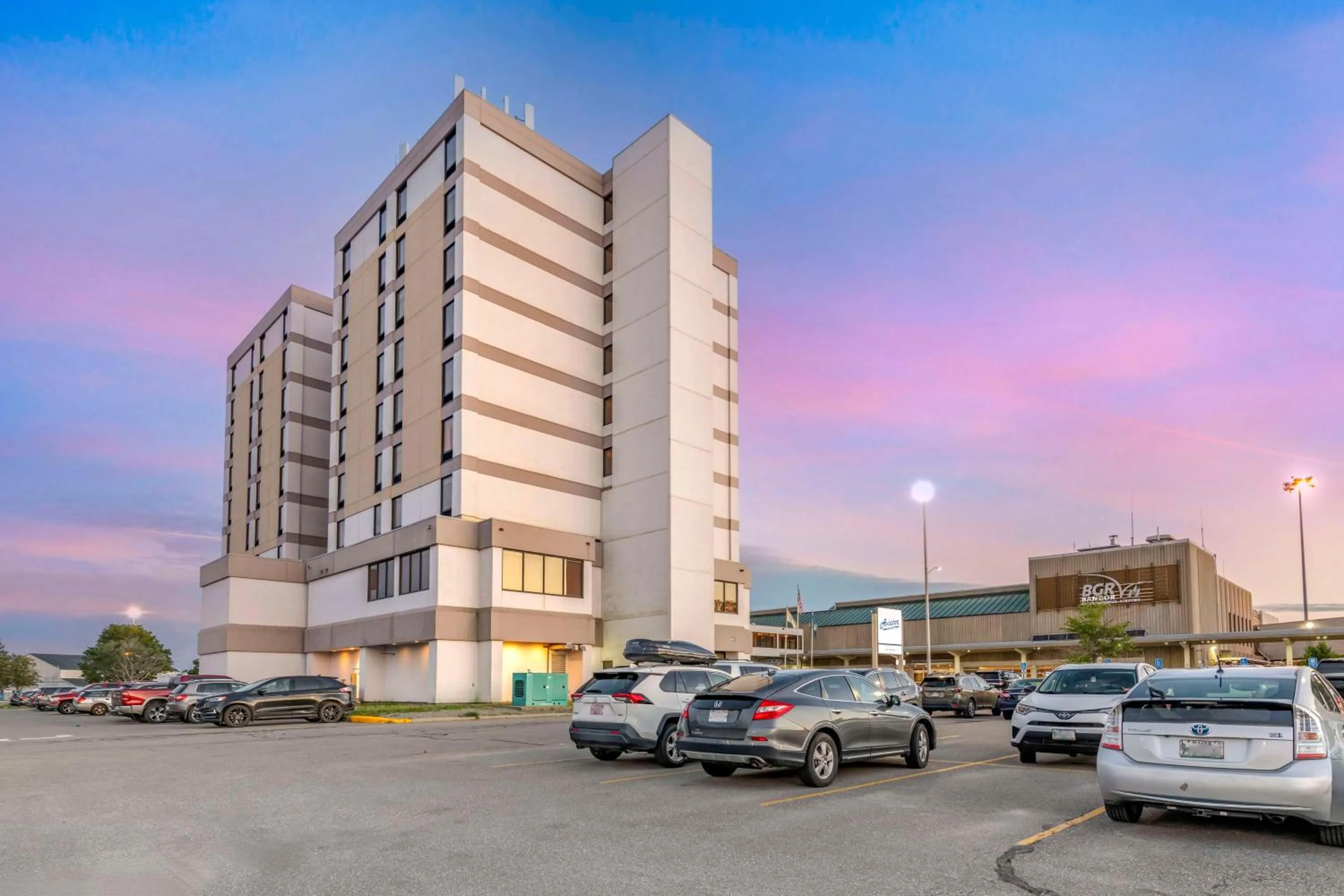 Property building in Bangor Aviator Hotel BW Premier Collection