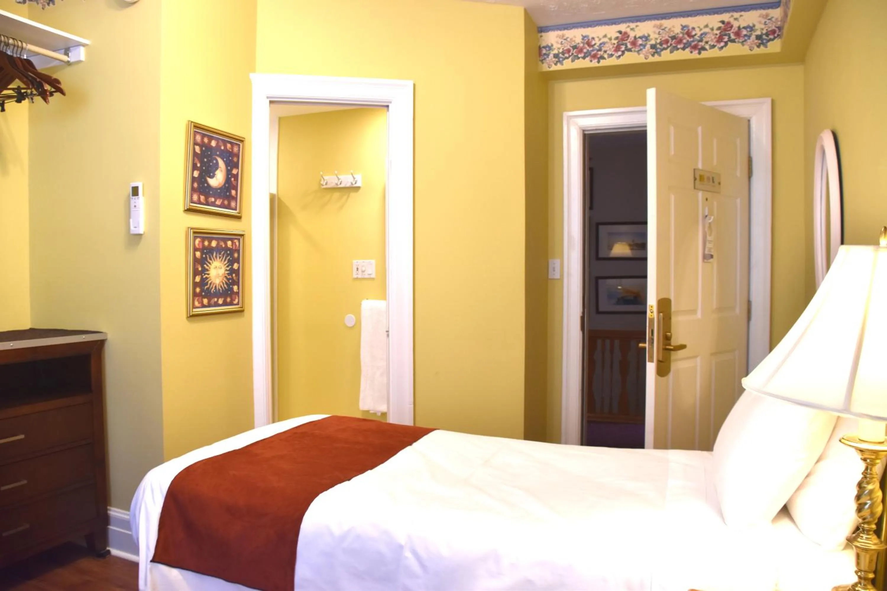 Bed in The Harbour House