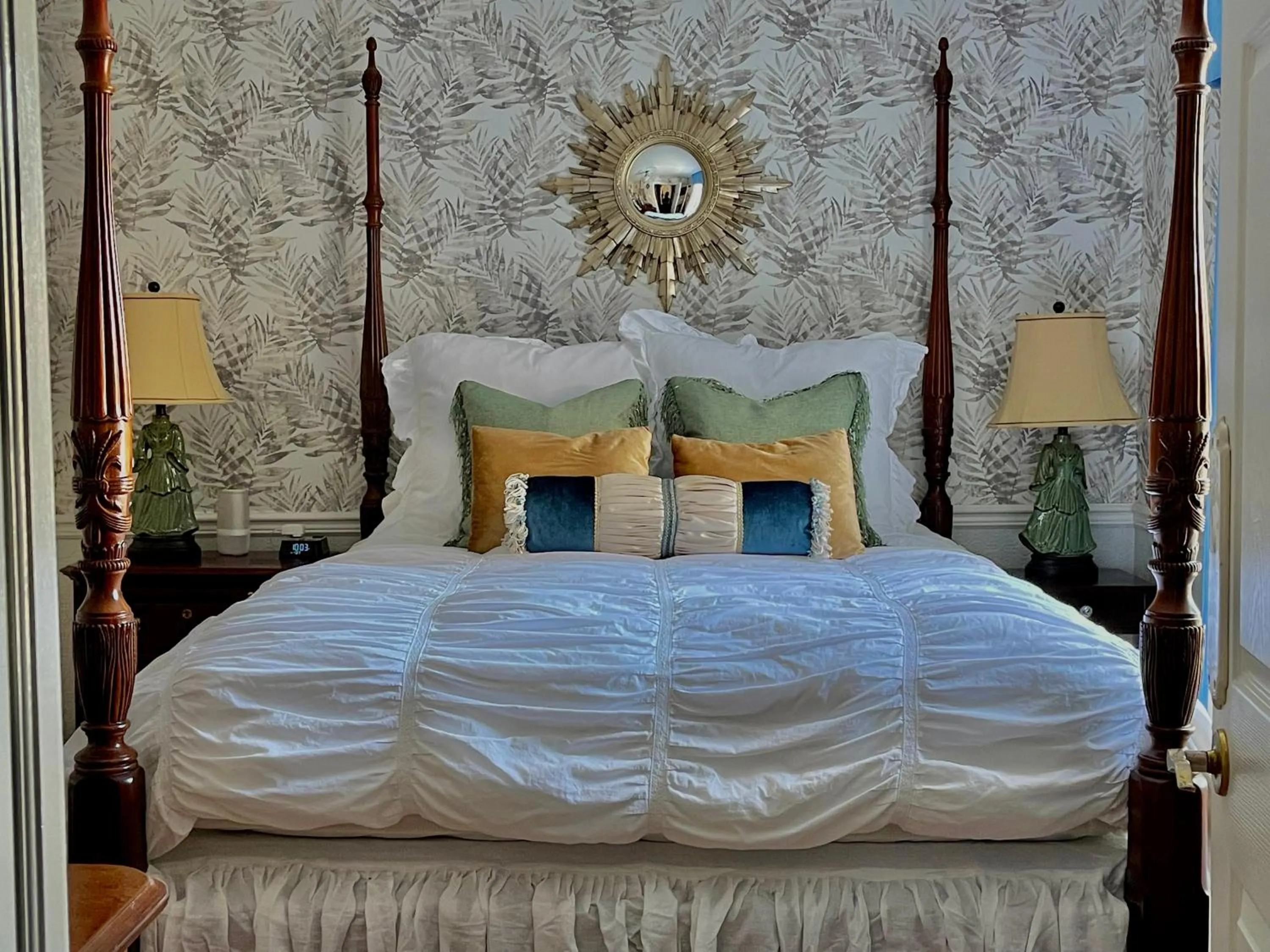 Bed in Charlotte's Rose Inn