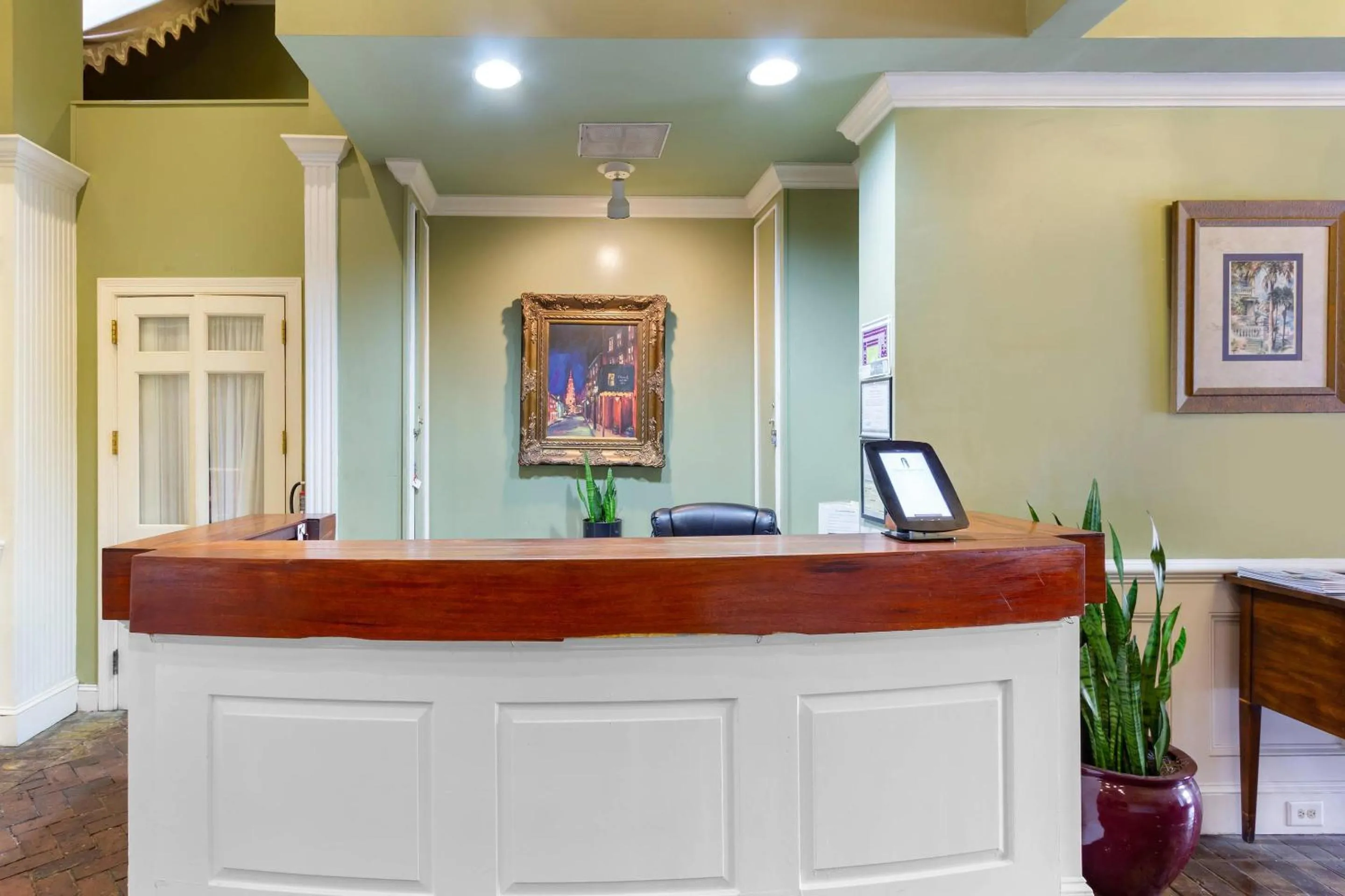 Lobby or reception in Church Street Inn Historic Charleston, Ascend Collection Hotel
