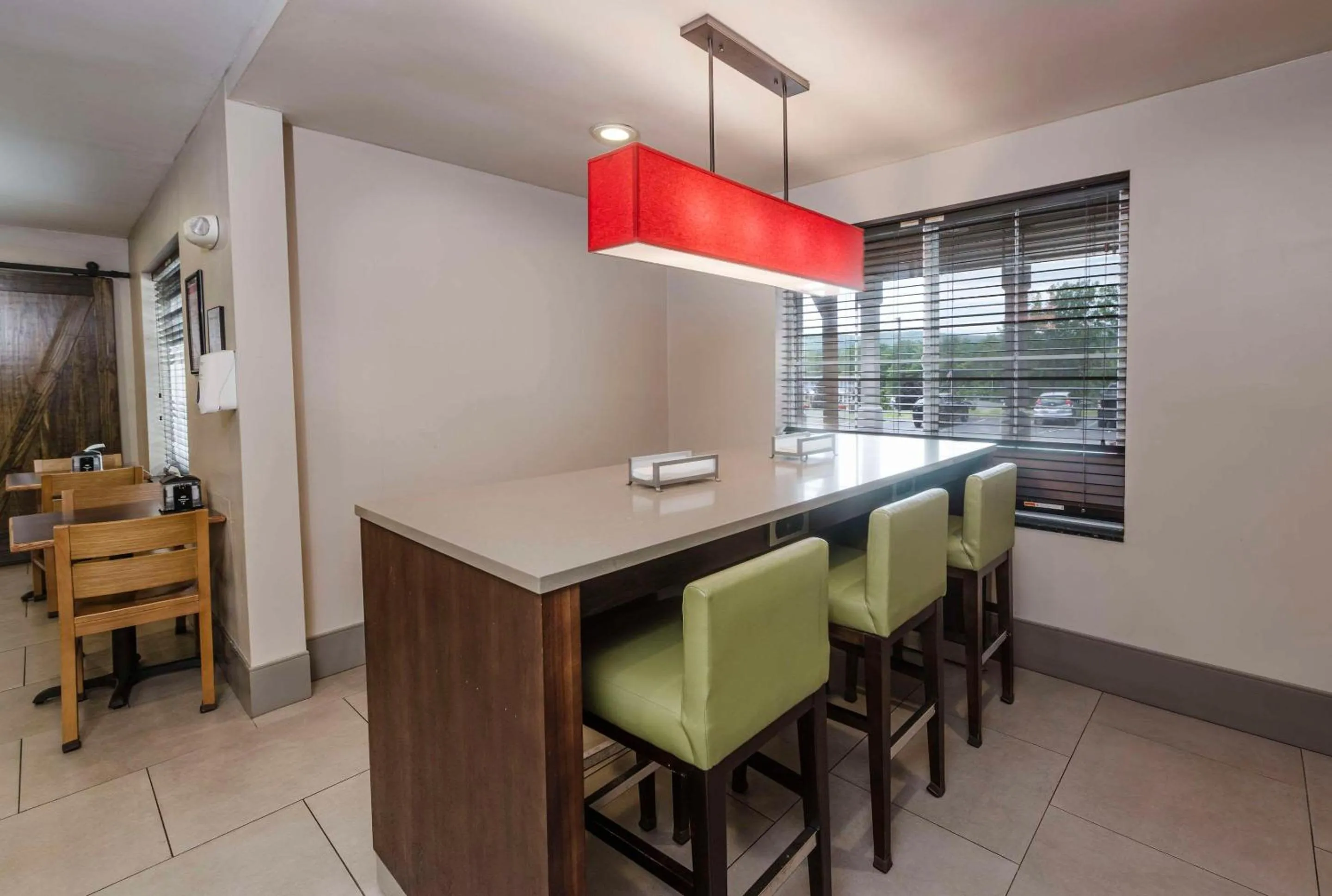 Breakfast in Country Inn & Suites by Radisson, Queensbury - Lake George , NY