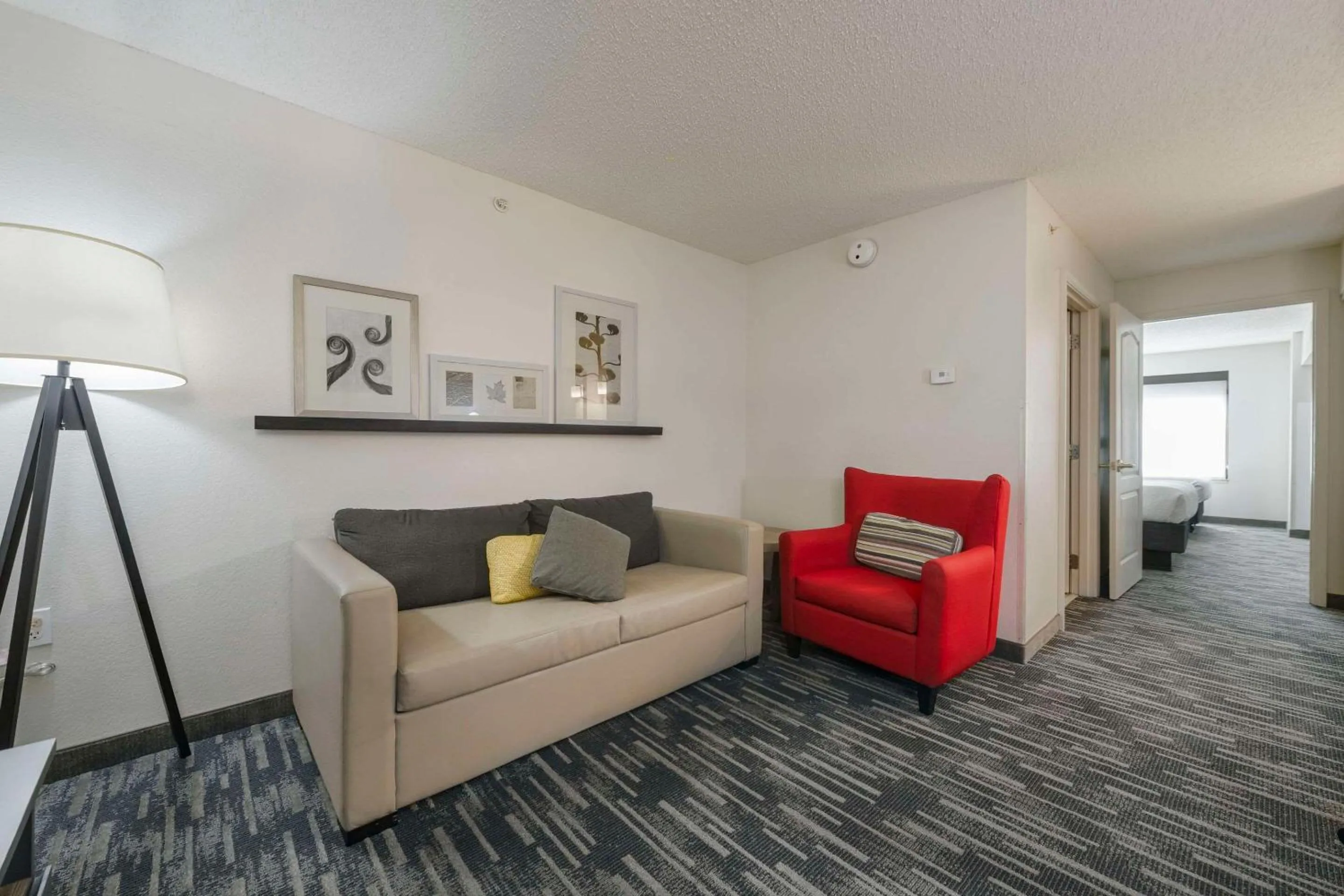 Bedroom in Country Inn & Suites by Radisson, Queensbury - Lake George , NY