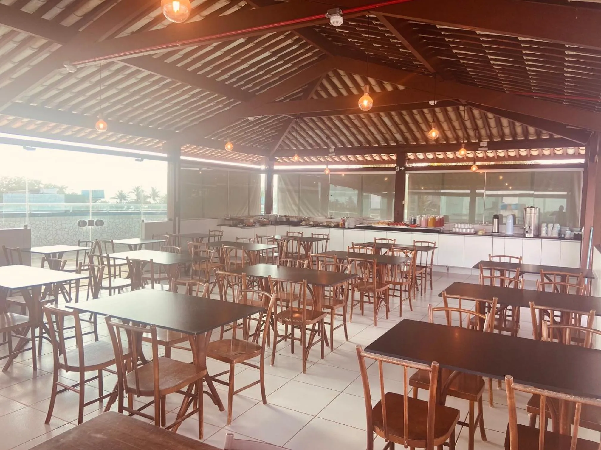 Restaurant/places to eat in Hotel Enseada dos Corais