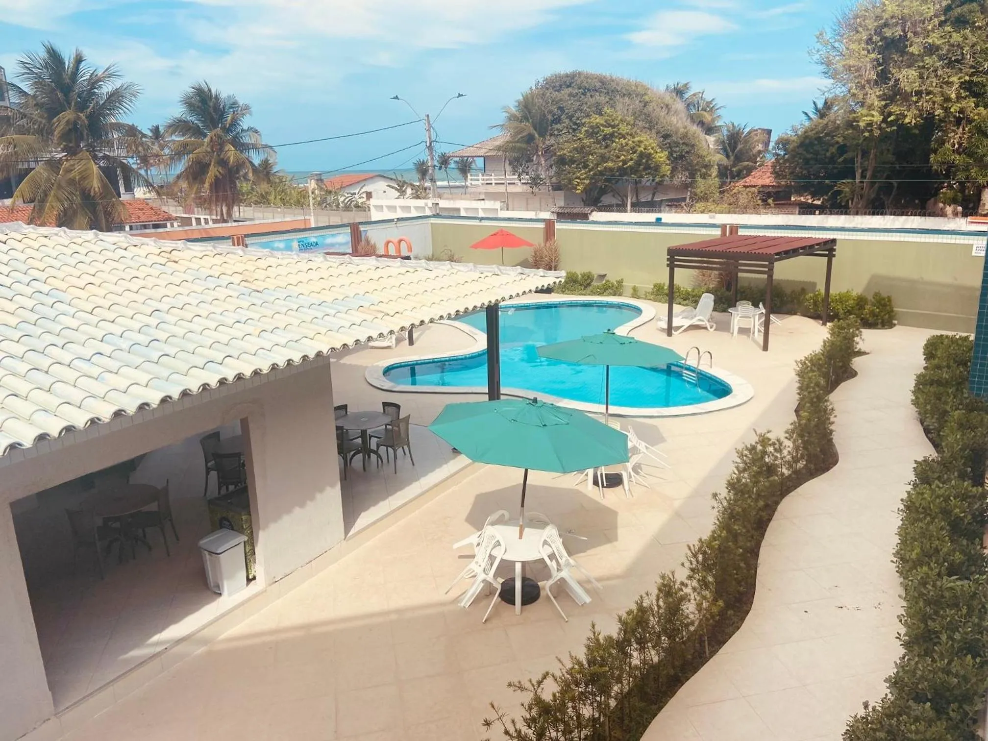 Pool view in Hotel Enseada dos Corais