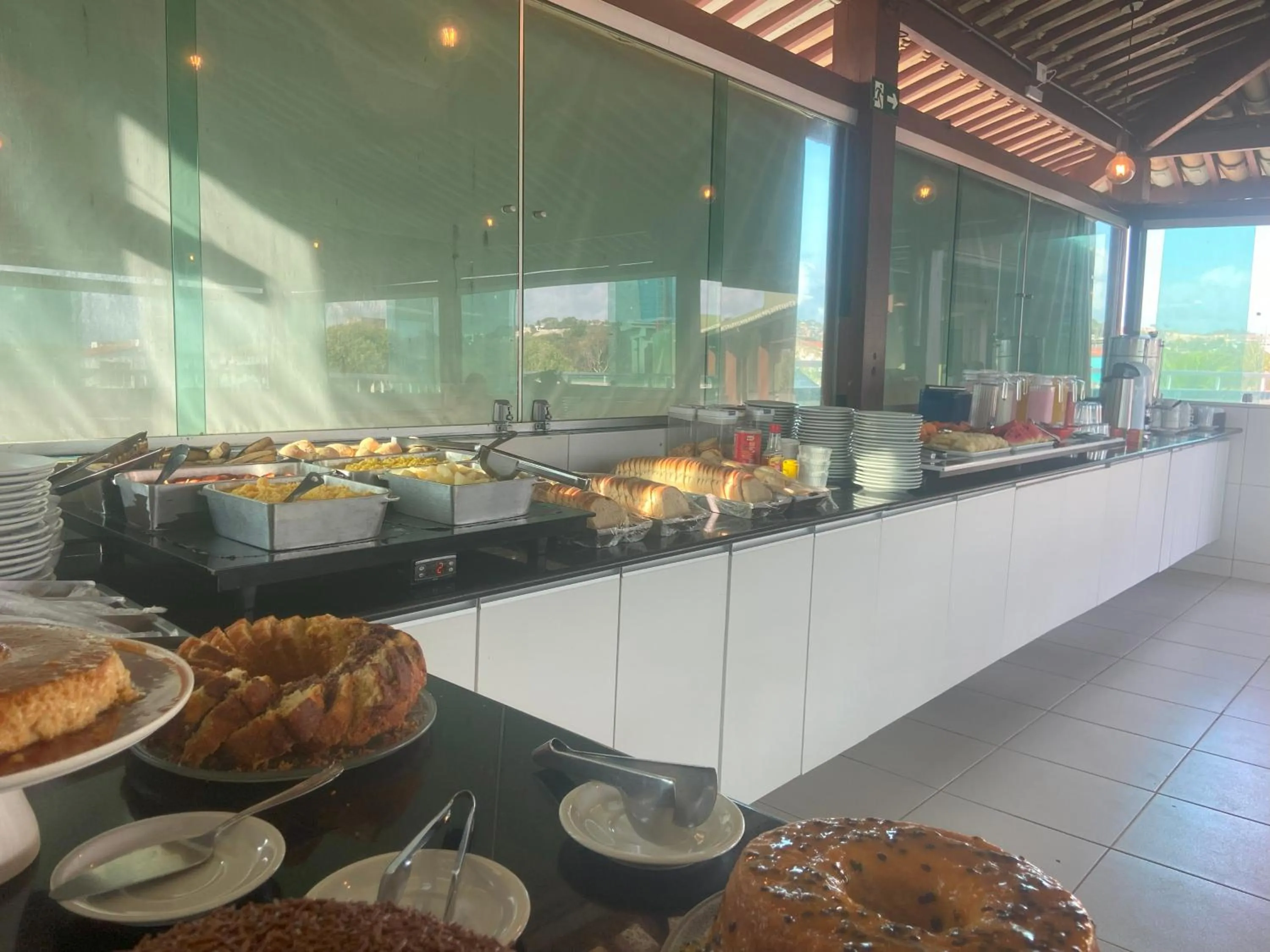 Food and drinks in Hotel Enseada dos Corais