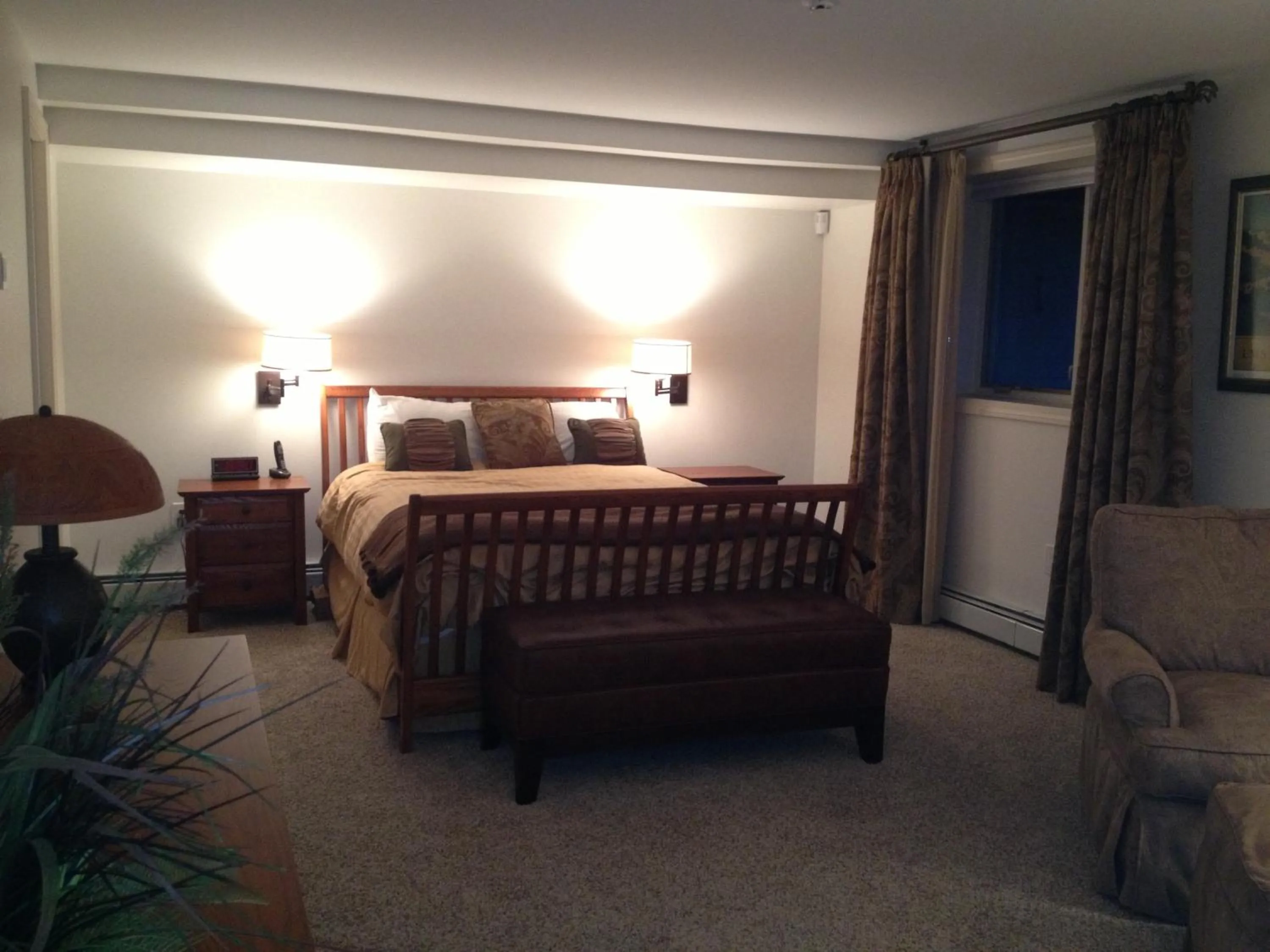 Bedroom, Bed in The Wentworth