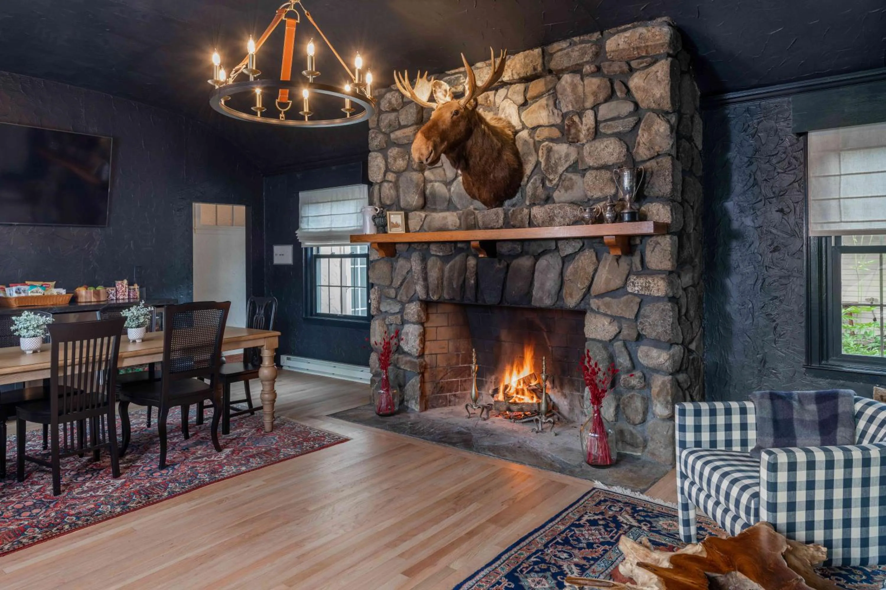 Communal lounge/ TV room in The Wentworth