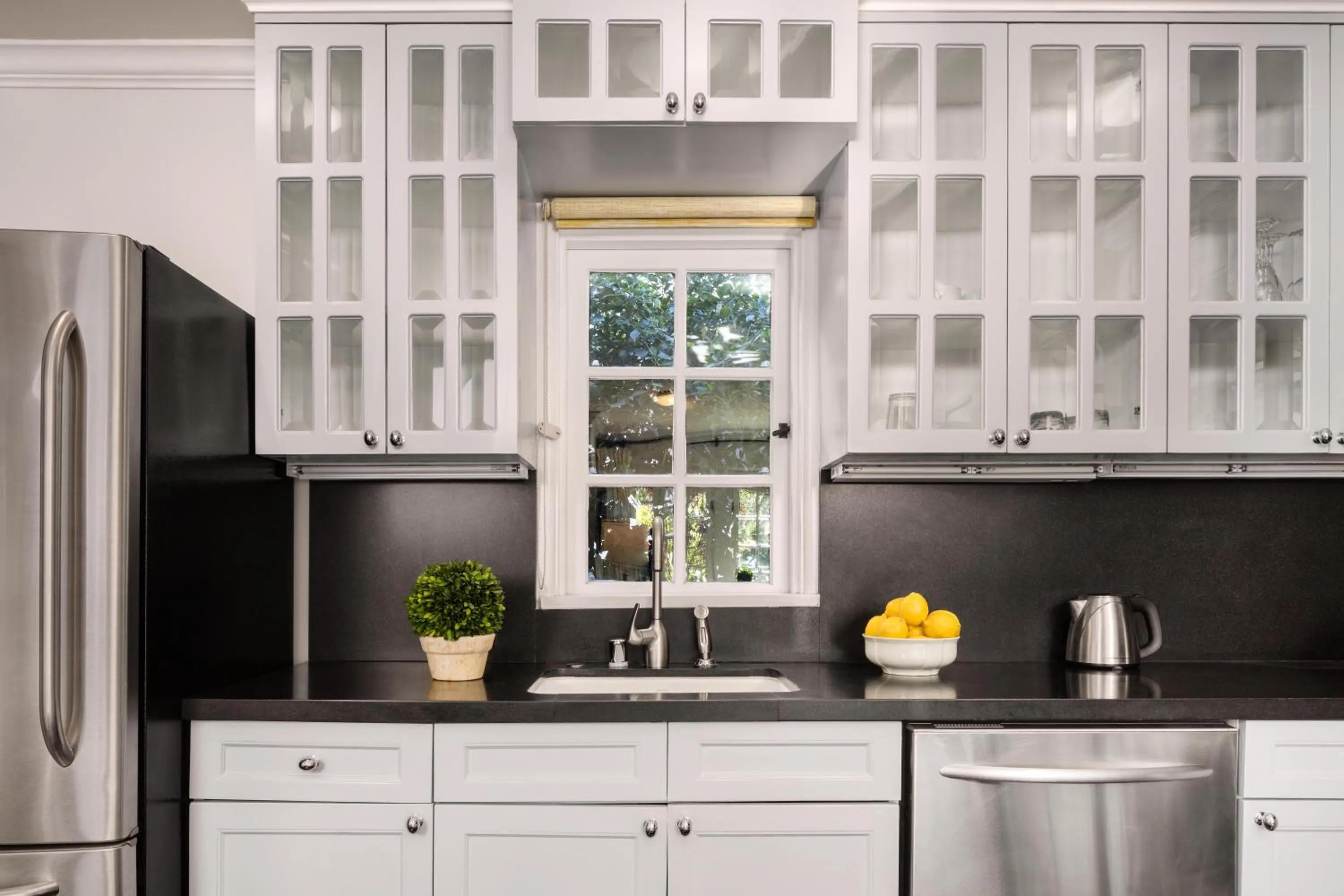 Kitchen or kitchenette in The Charlie West Hollywood