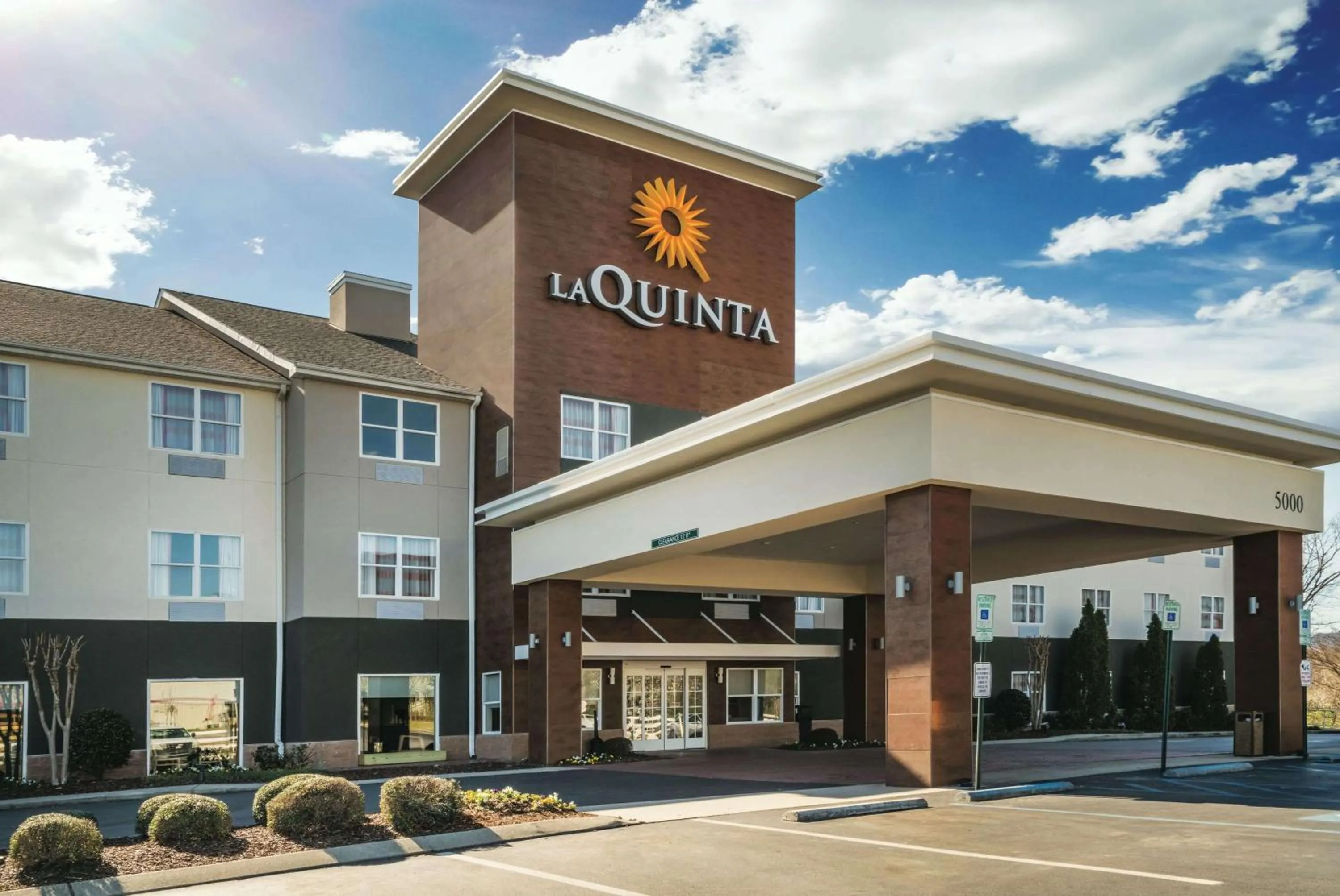 Property building in La Quinta by Wyndham Chattanooga North - Hixson