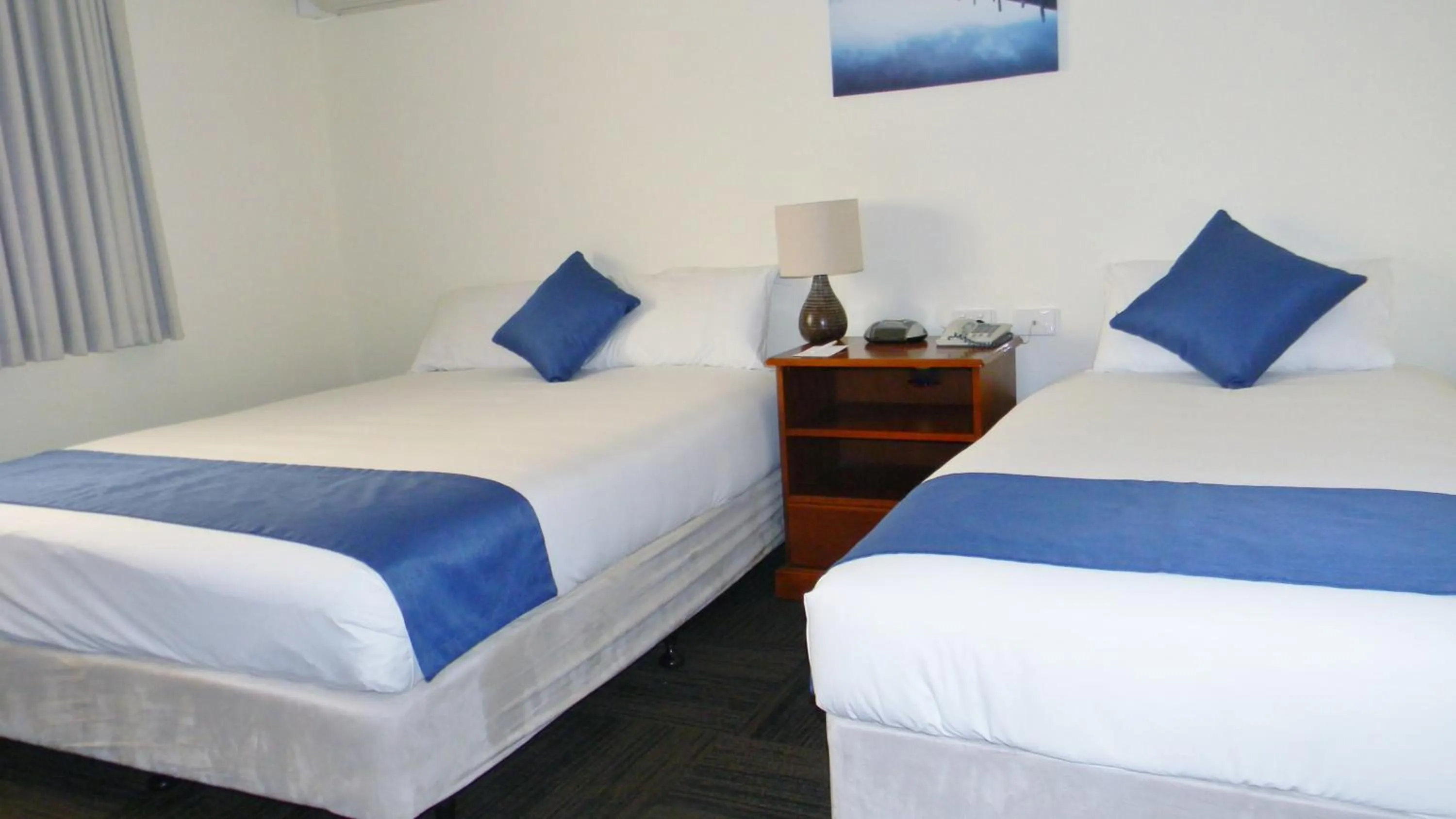 Bedroom in Admiral Motel Bunbury