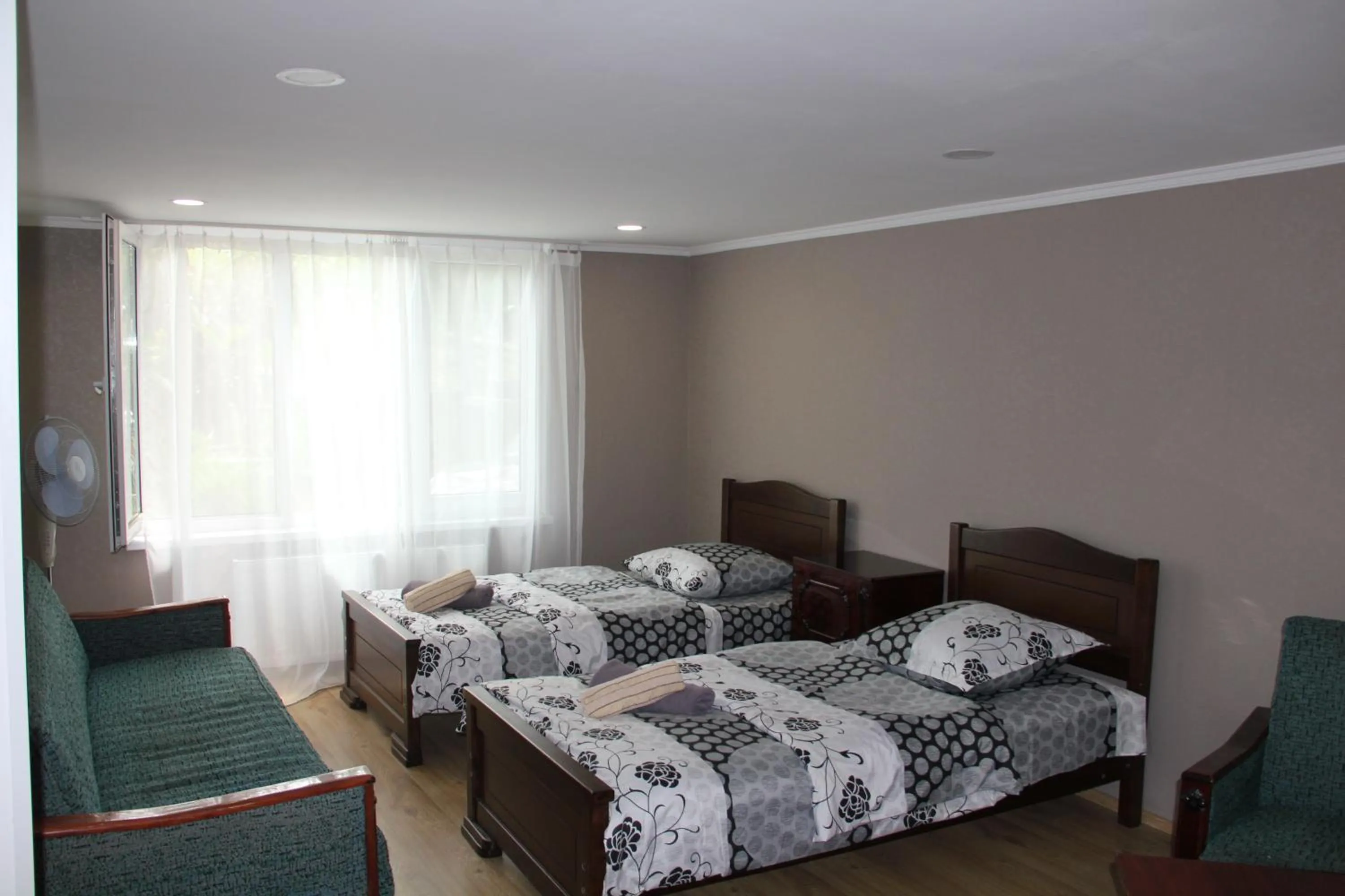 Triple Room in Tbilisi guesthouse Nini