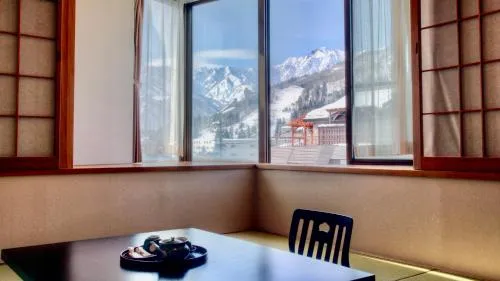 Hakuba Onsen Ryokan Shirouma-so