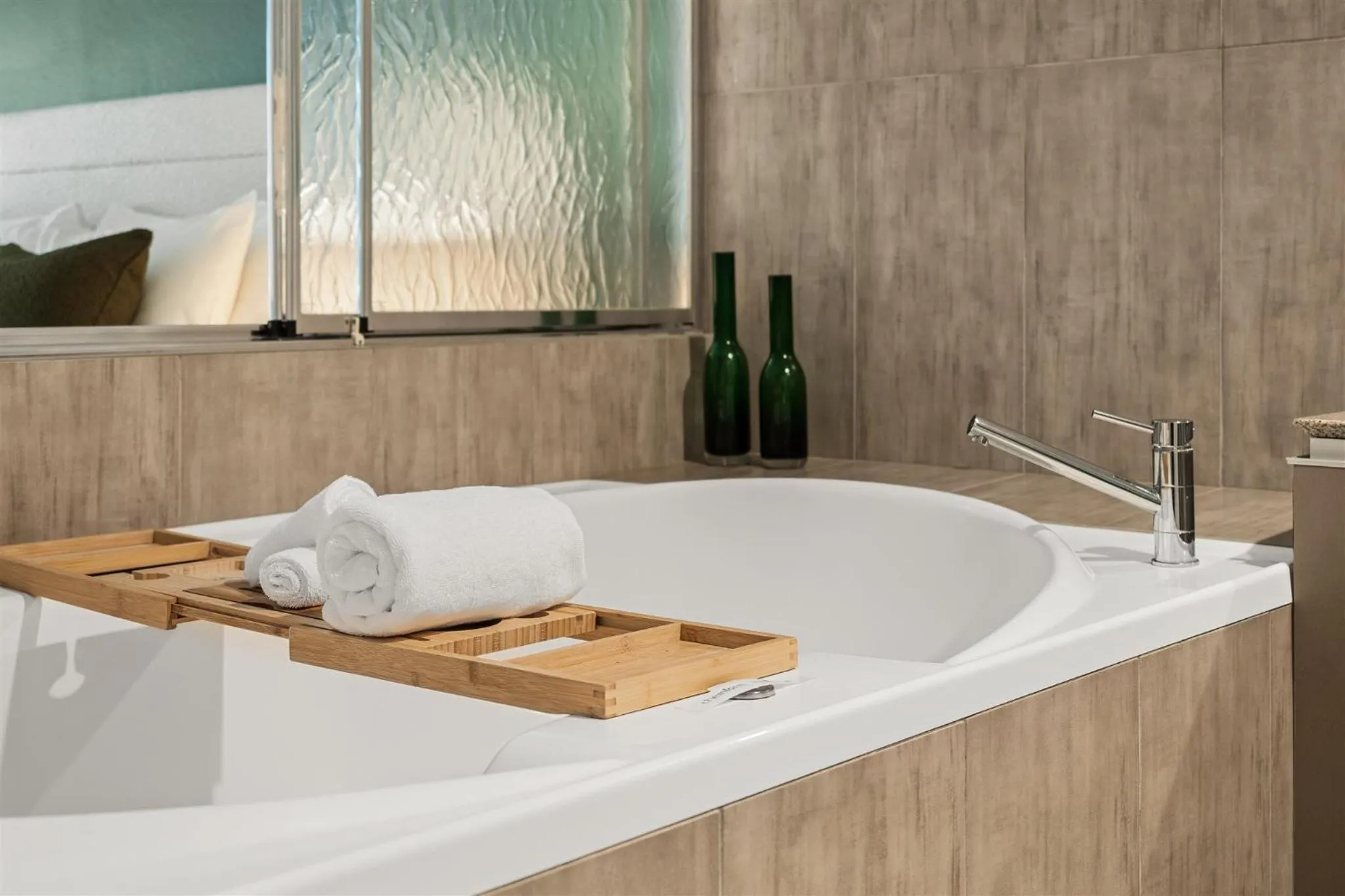 Bathroom in Heritage Trail Lodge