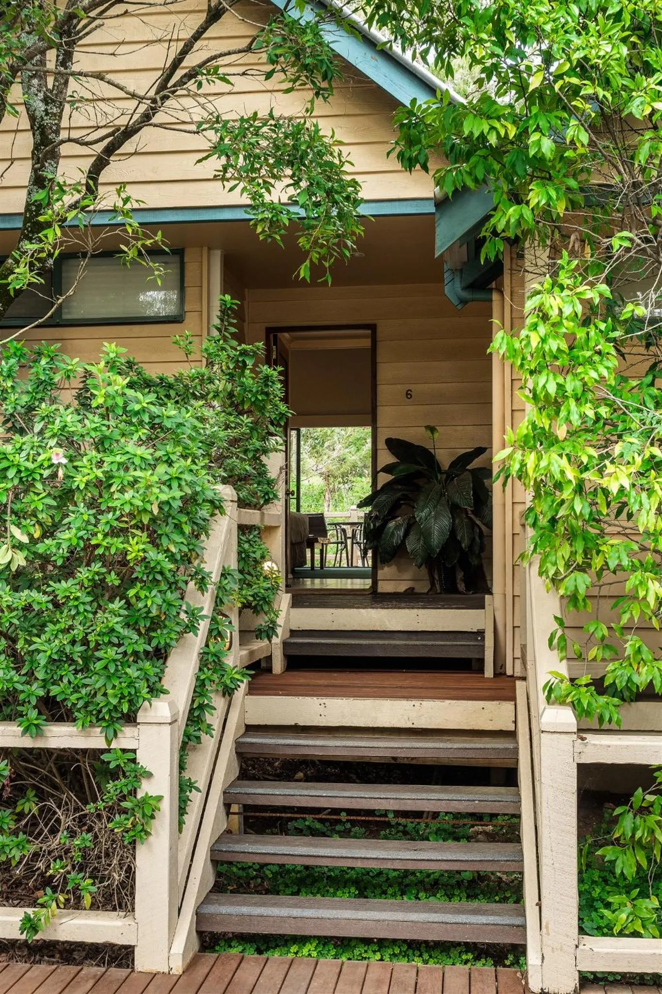 Property building in Heritage Trail Lodge