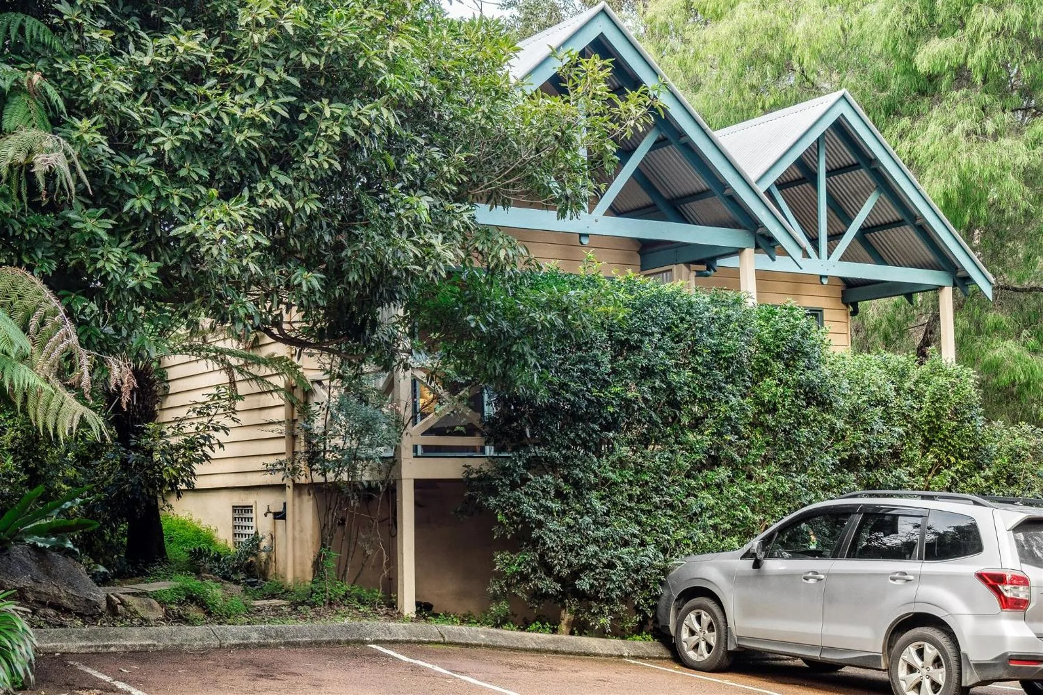 Property building in Heritage Trail Lodge