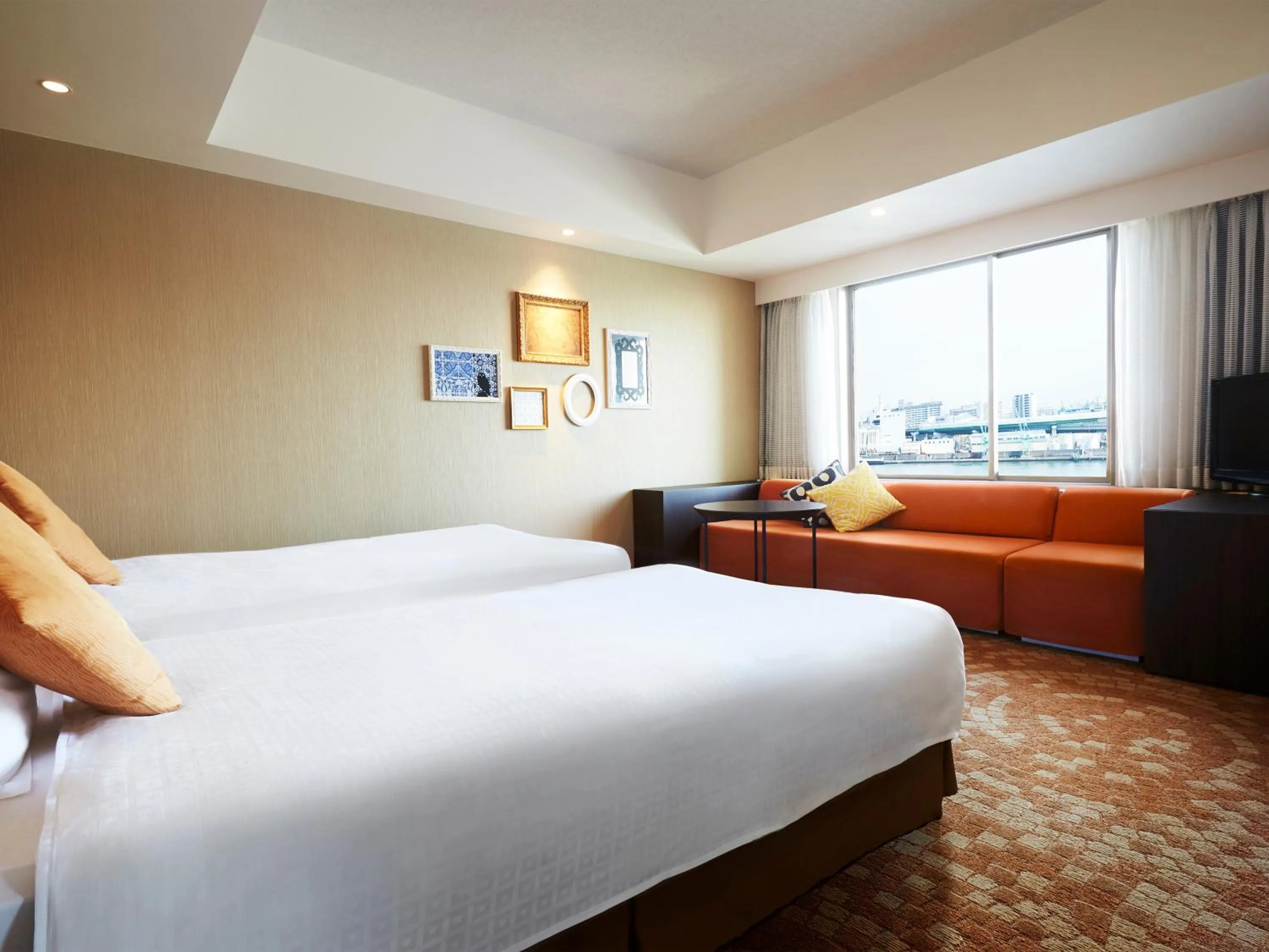 Bed in Hotel Universal Port