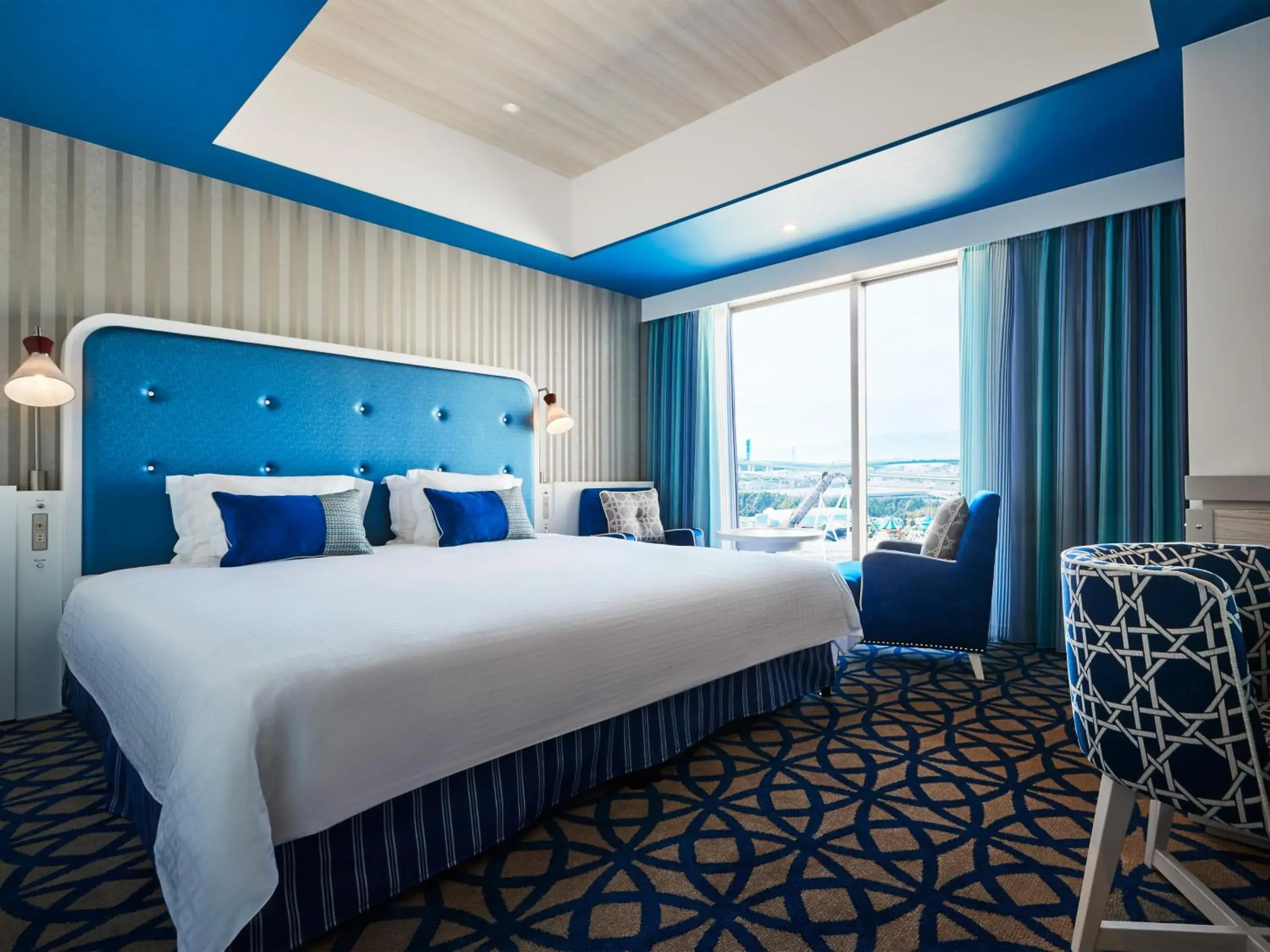 Aegae Standard King Room - Non-Smoking in Hotel Universal Port Aegae Standard King Room - Non-Smoking in Hotel Universal Port