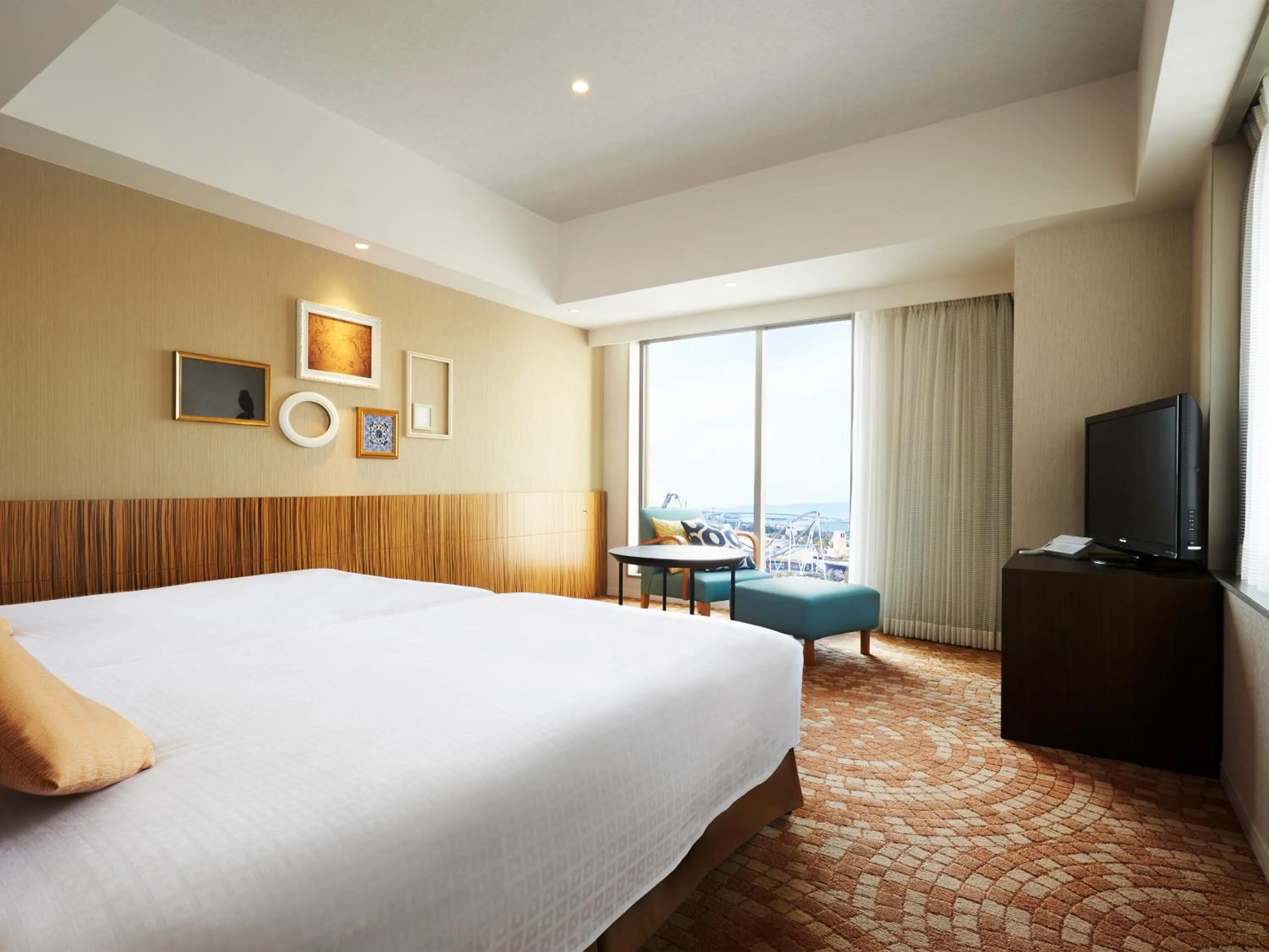 Bed in Hotel Universal Port