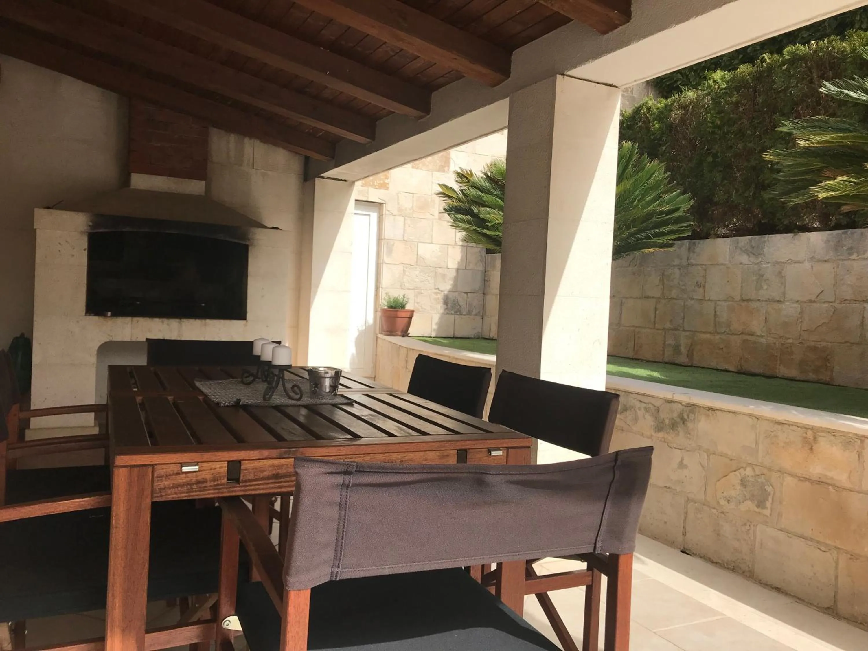 BBQ facilities in Blue Diamond