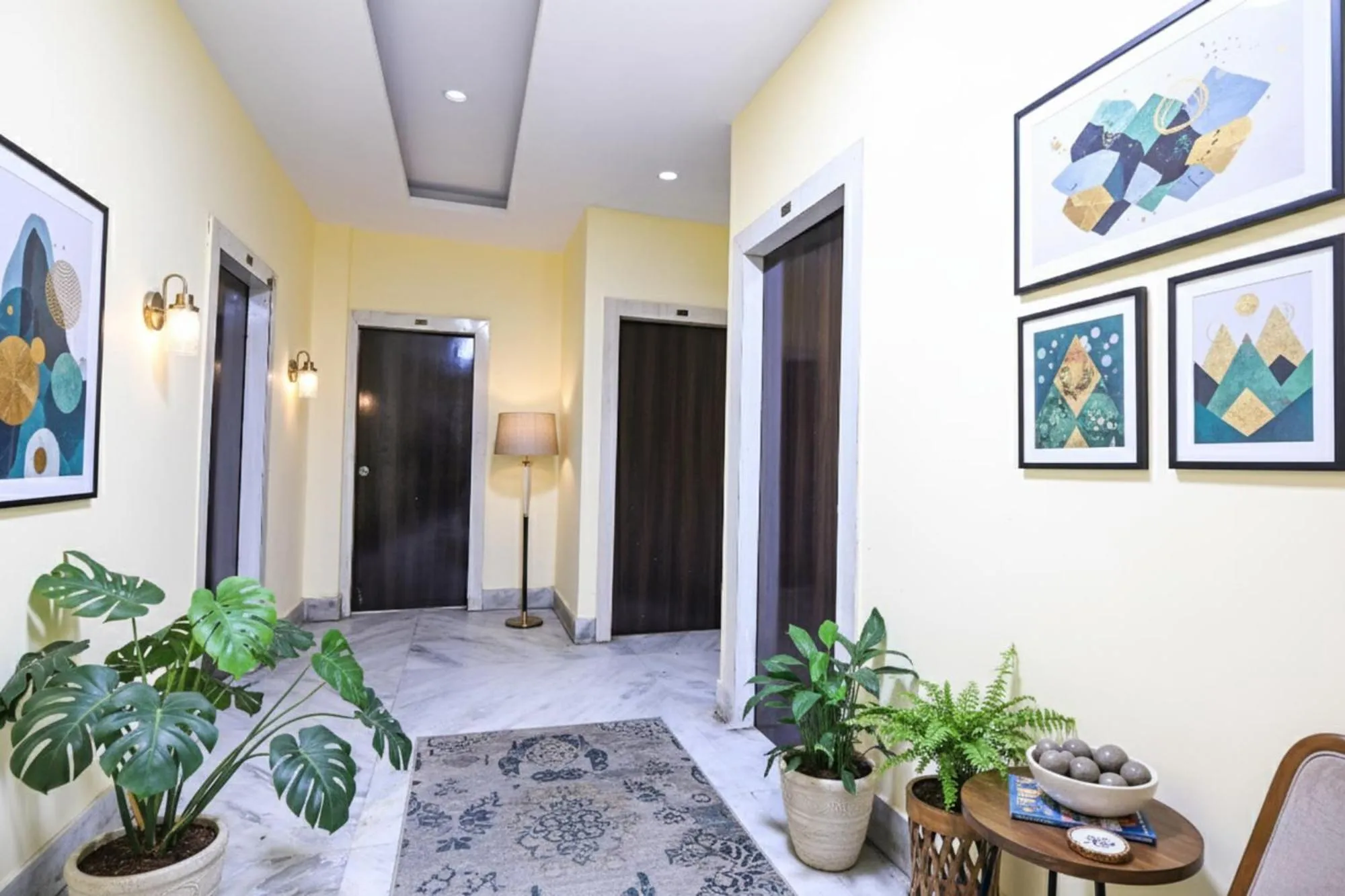 Lobby or reception in FabHotel Saltlake Palace - Nr Anandlok Hospital