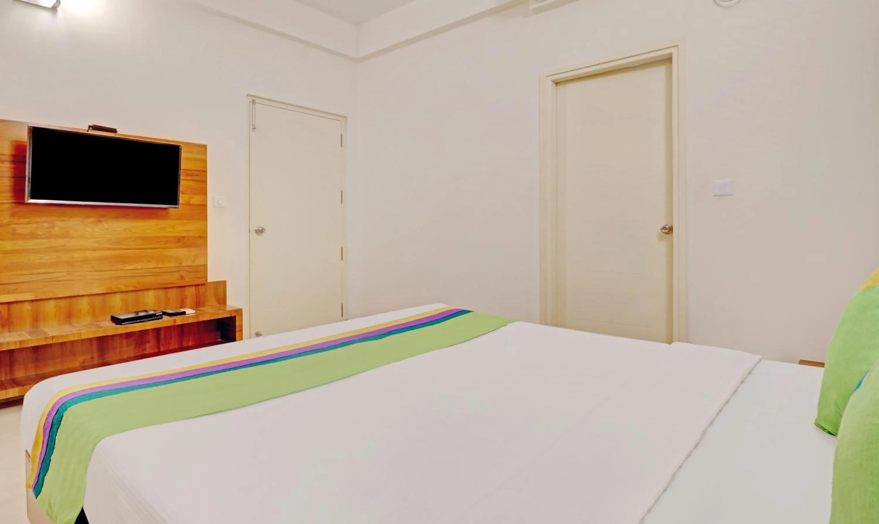 Bed in Treebo Kings Suits, HSR Layout