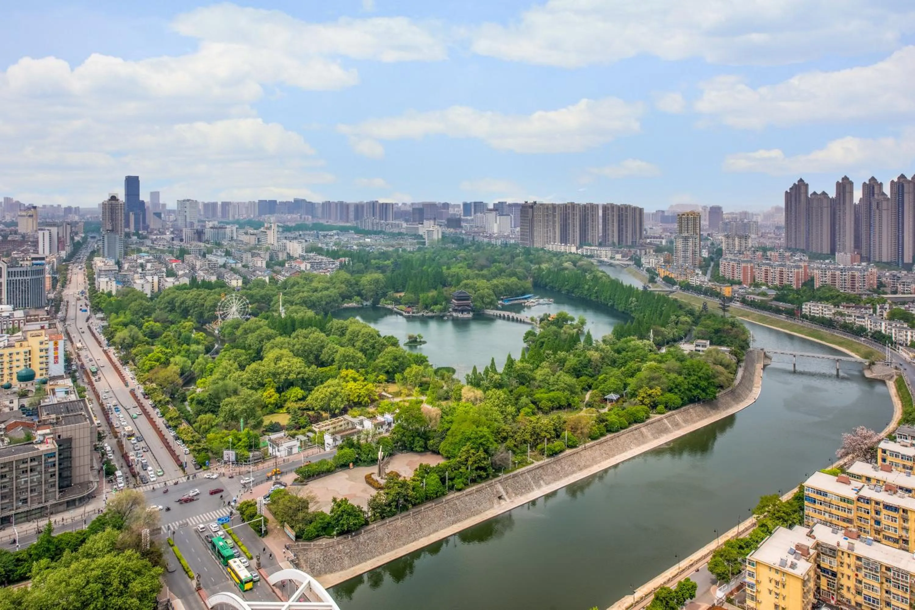 Property building in Holiday Inn Hefei by IHG