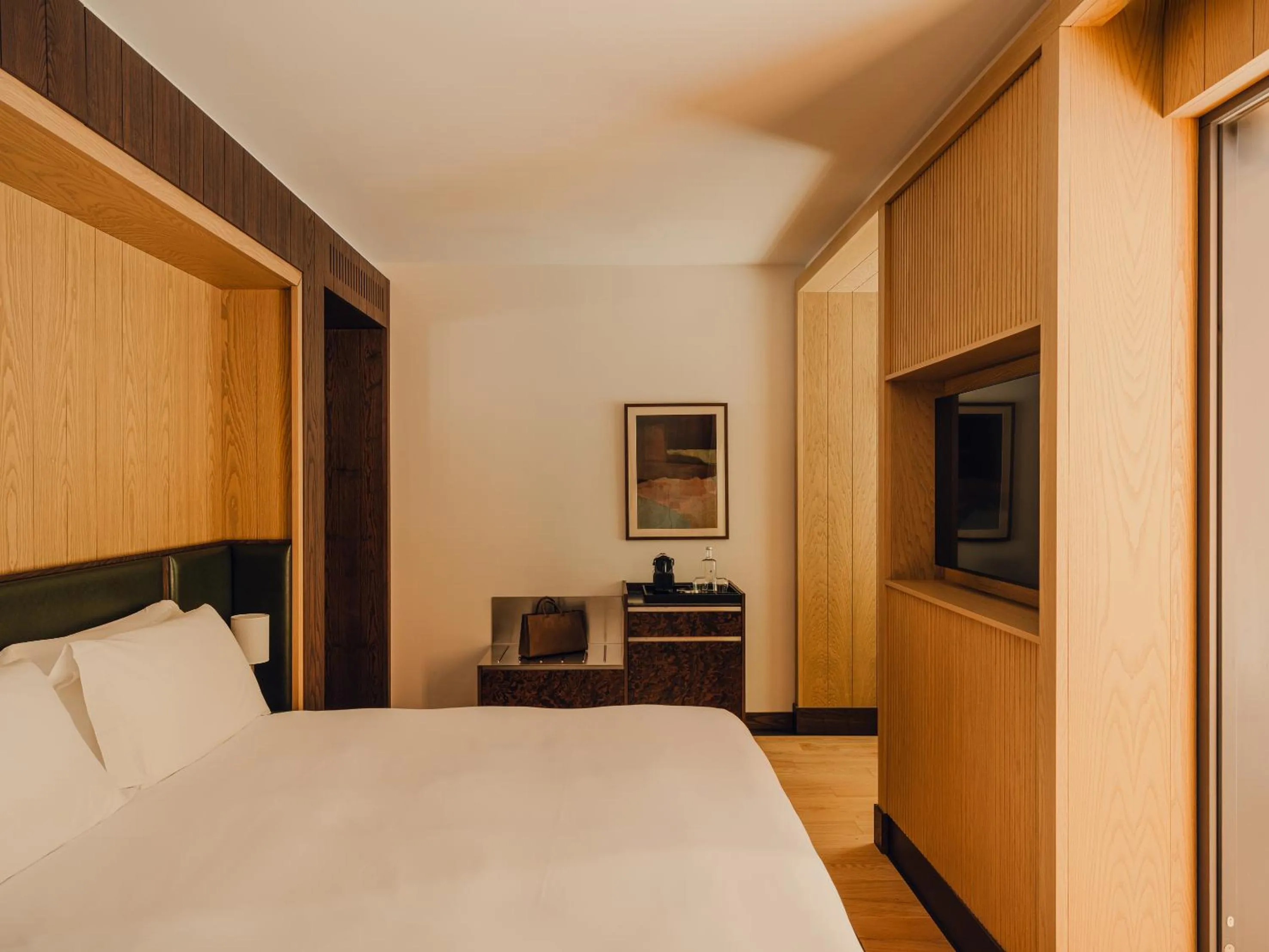 Bedroom, Bed in Aethos Hotel Monterosa