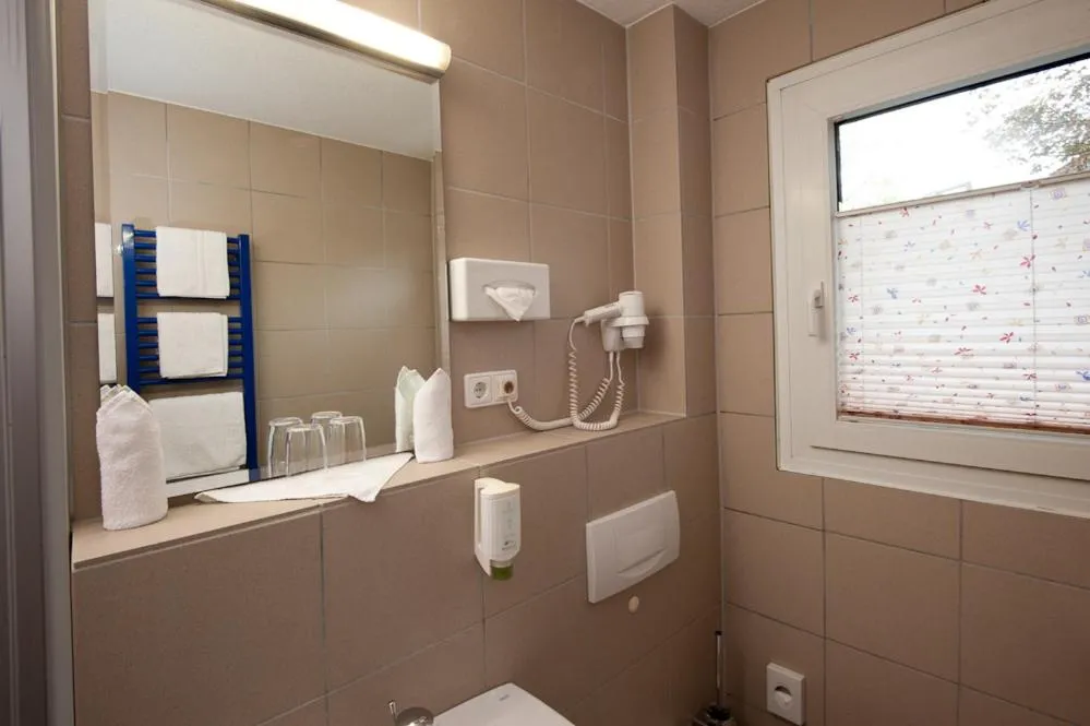 Bathroom in BioHotel Kassel Wilhelmshöher Tor