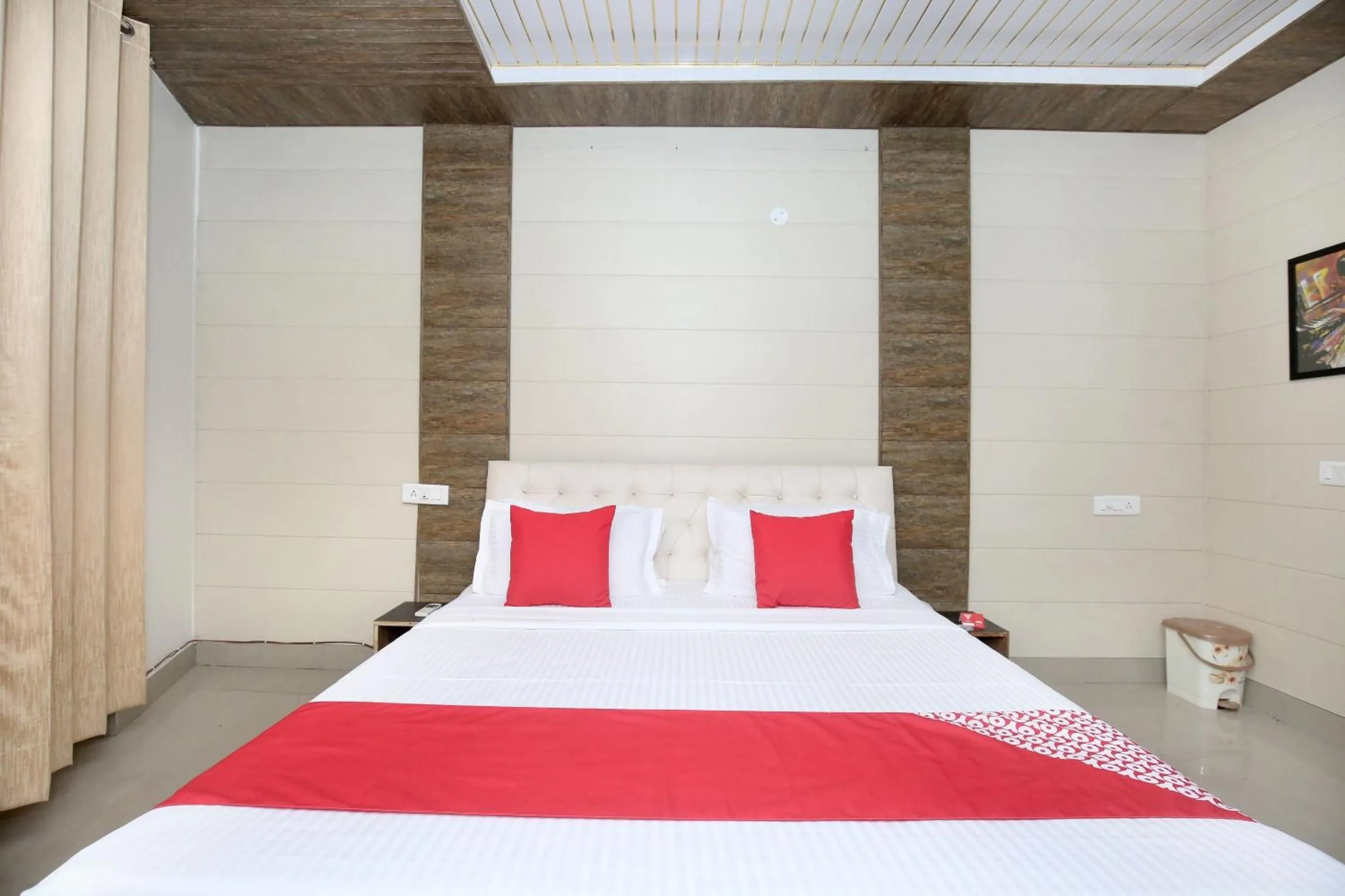 Bedroom, Bed in Collection O Gold Star