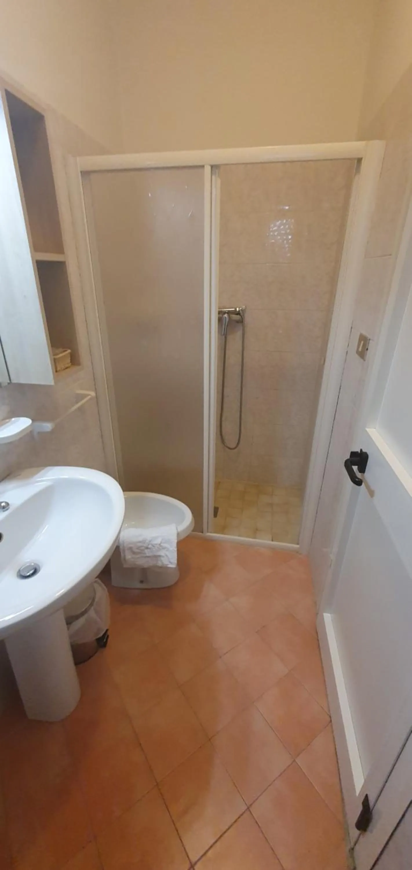 Shower in Hotel Nuova Graziosa