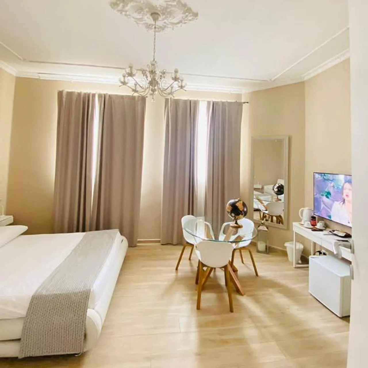 Bedroom, Bed in Relais Villa Coppedè