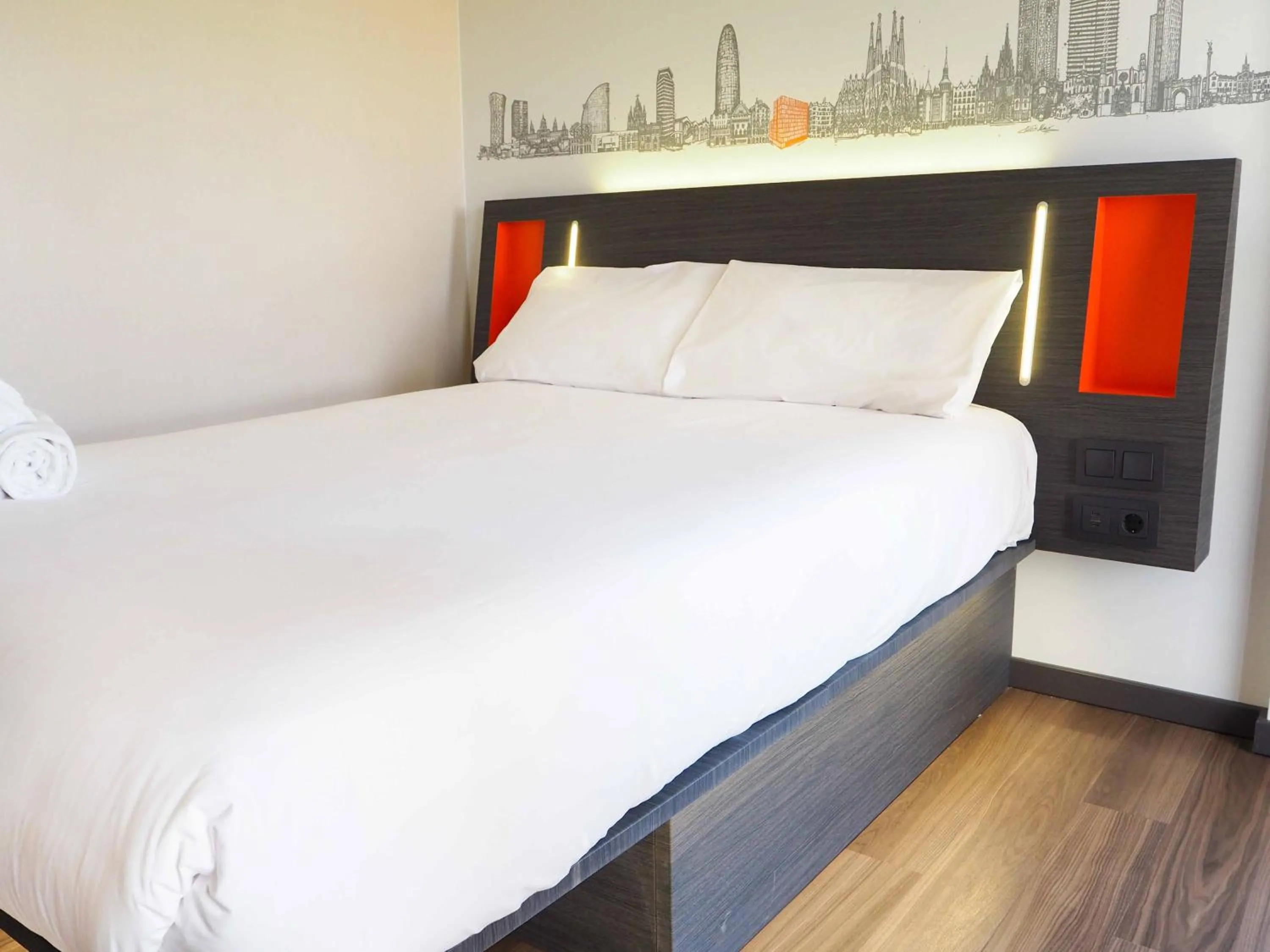 Bed in easyHotel Barcelona Fira