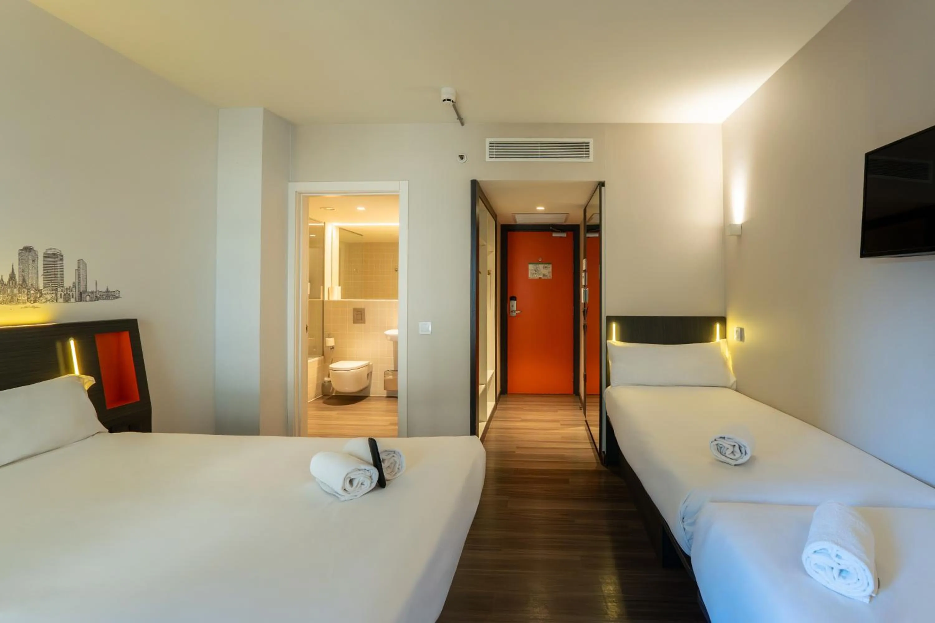 Bed in easyHotel Barcelona Fira