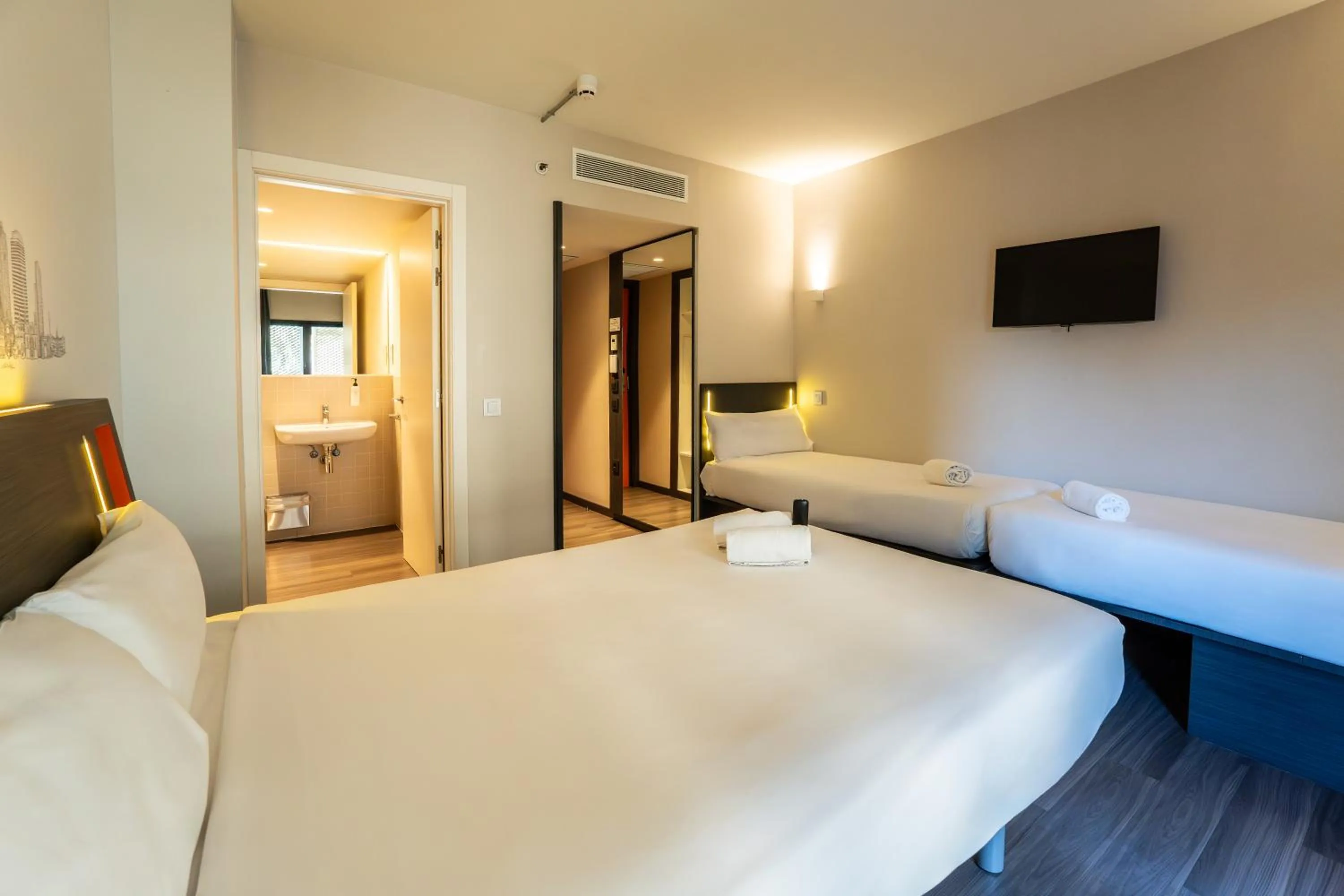 Bed in easyHotel Barcelona Fira