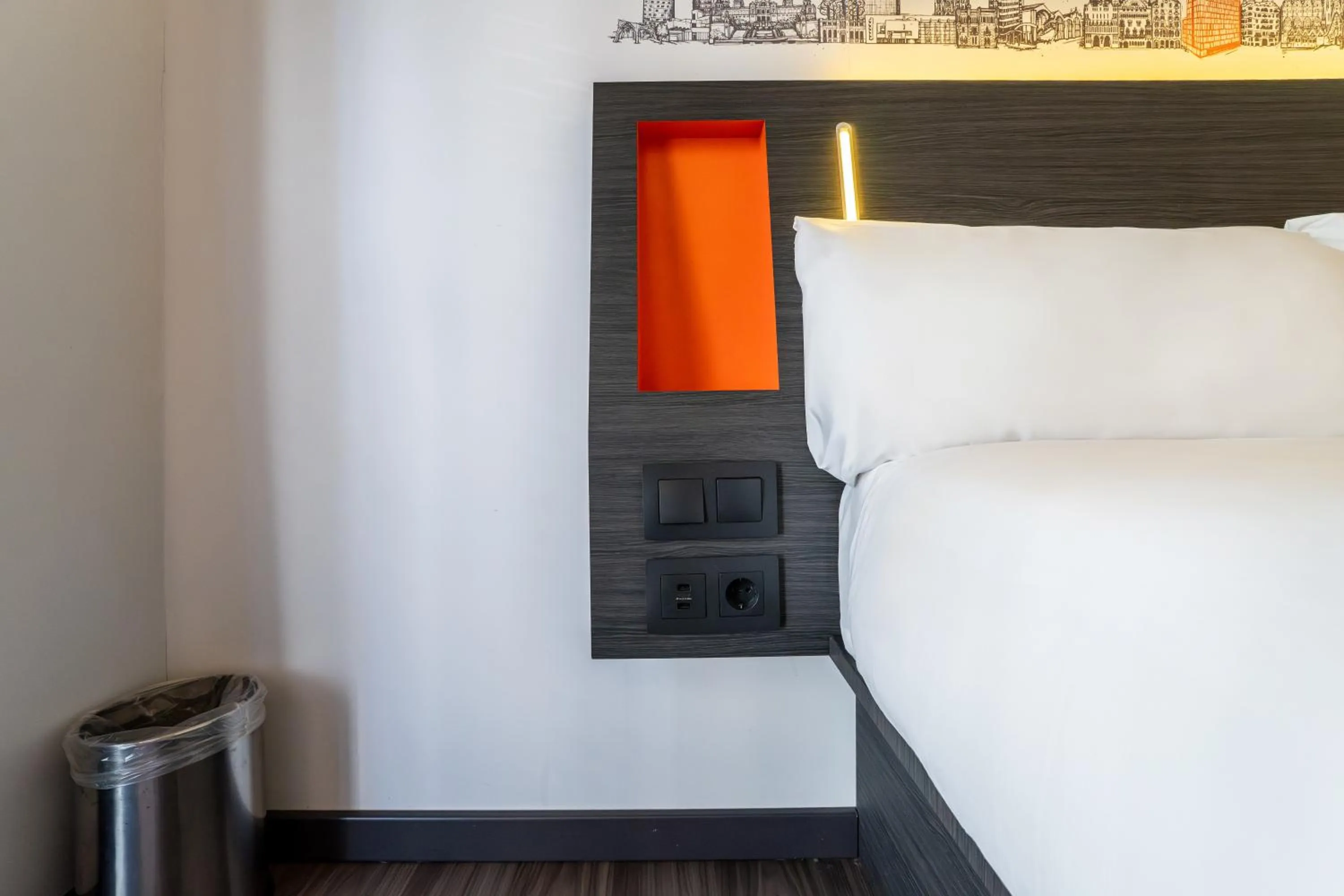 Bed in easyHotel Barcelona Fira