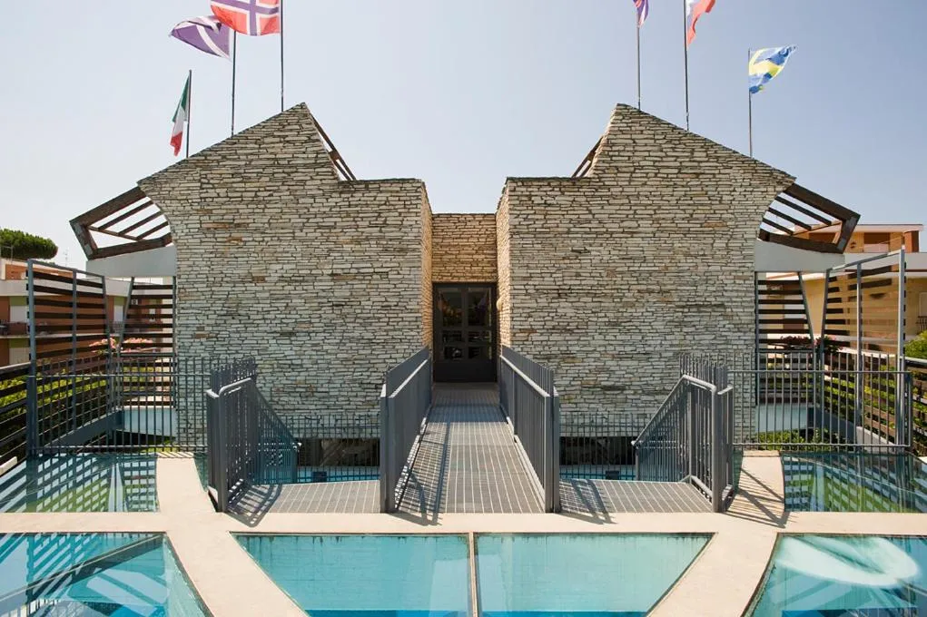 Swimming pool in Hotel Poseidon