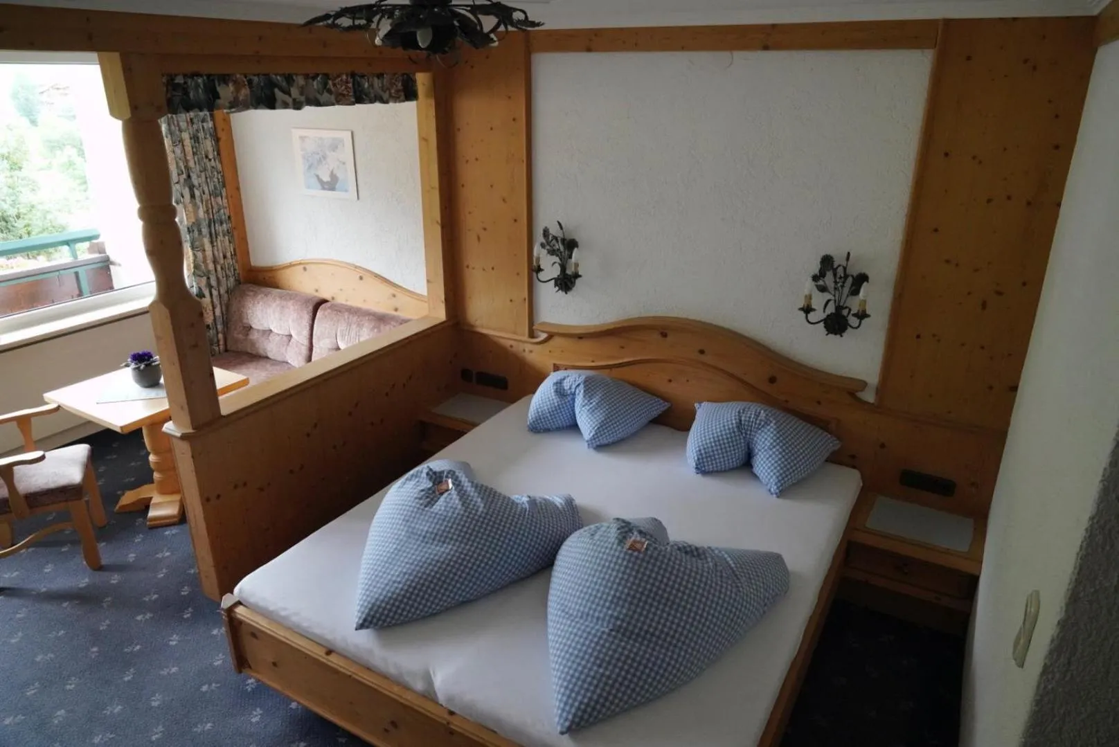 Photo of the whole room, Bed in Garni Hotel Wildanger