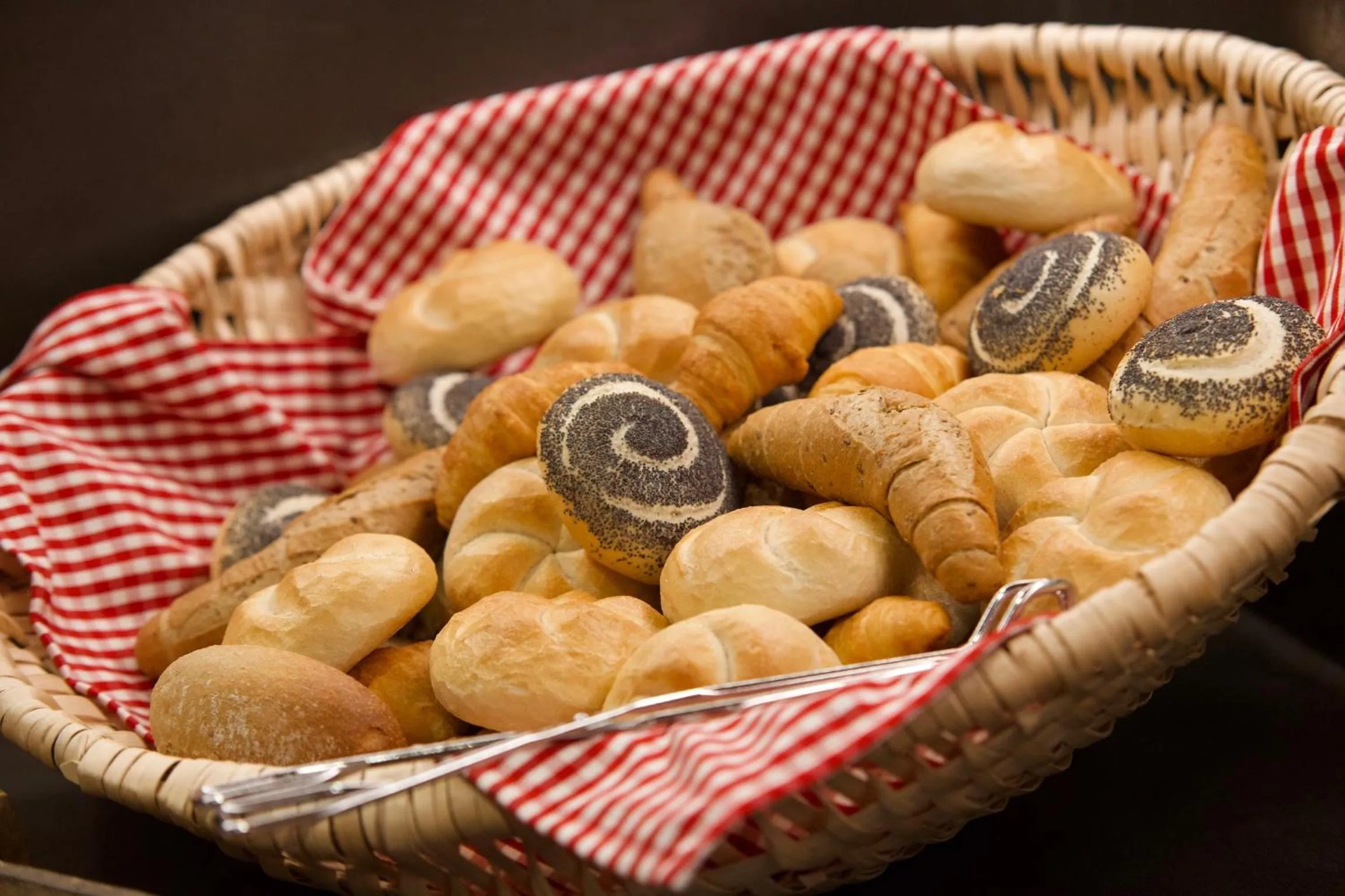 Buffet breakfast in Garni Hotel Wildanger