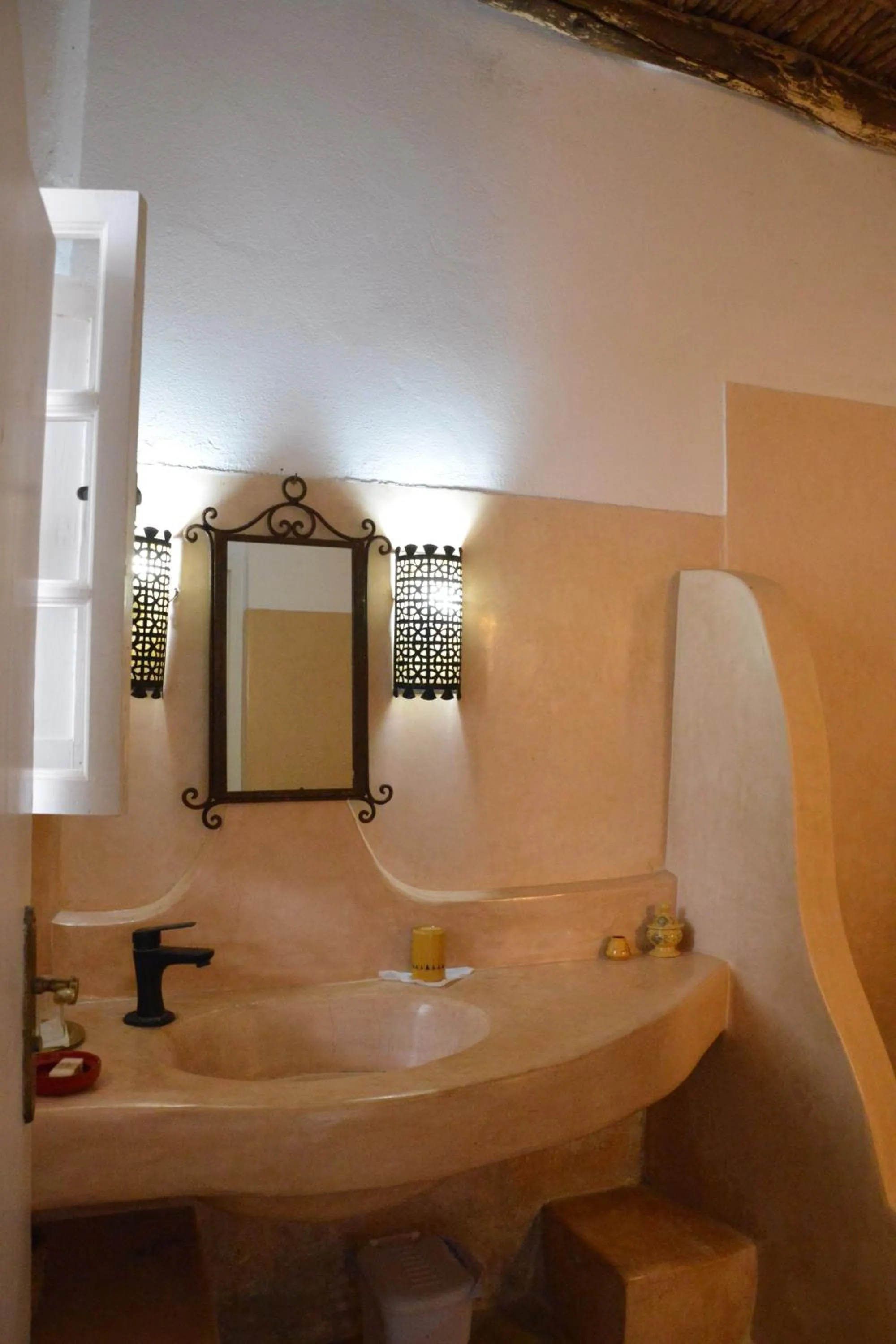 Bathroom in Dar Loulema