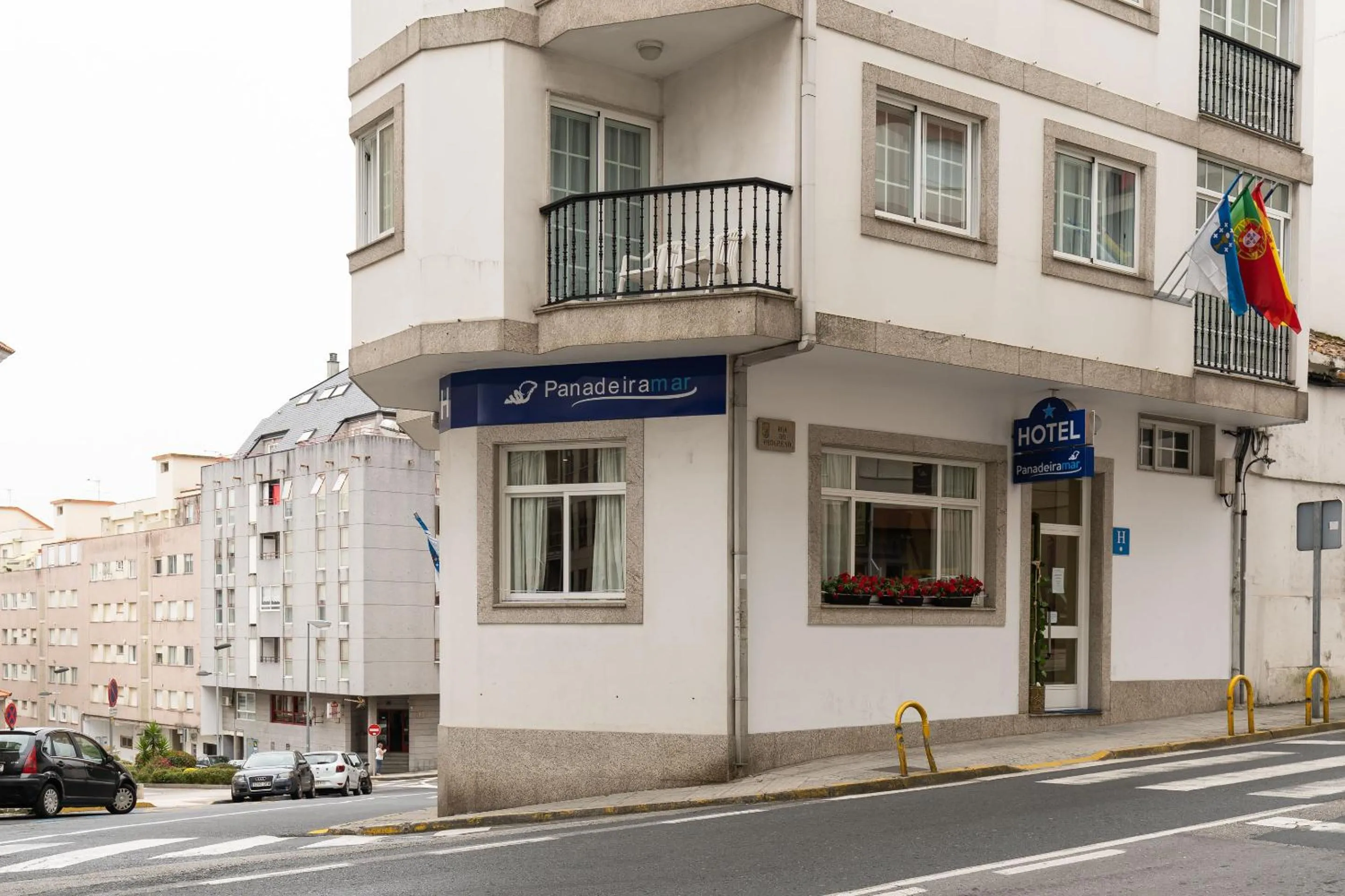 Property building in Hotel Panadeiramar