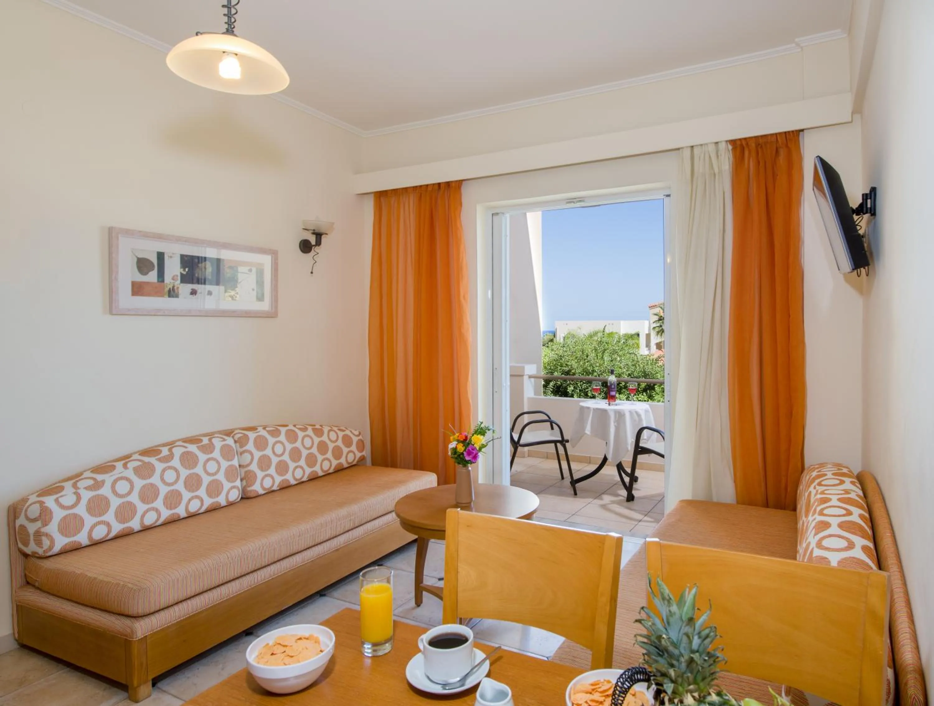 Living room in Toxo Hotel