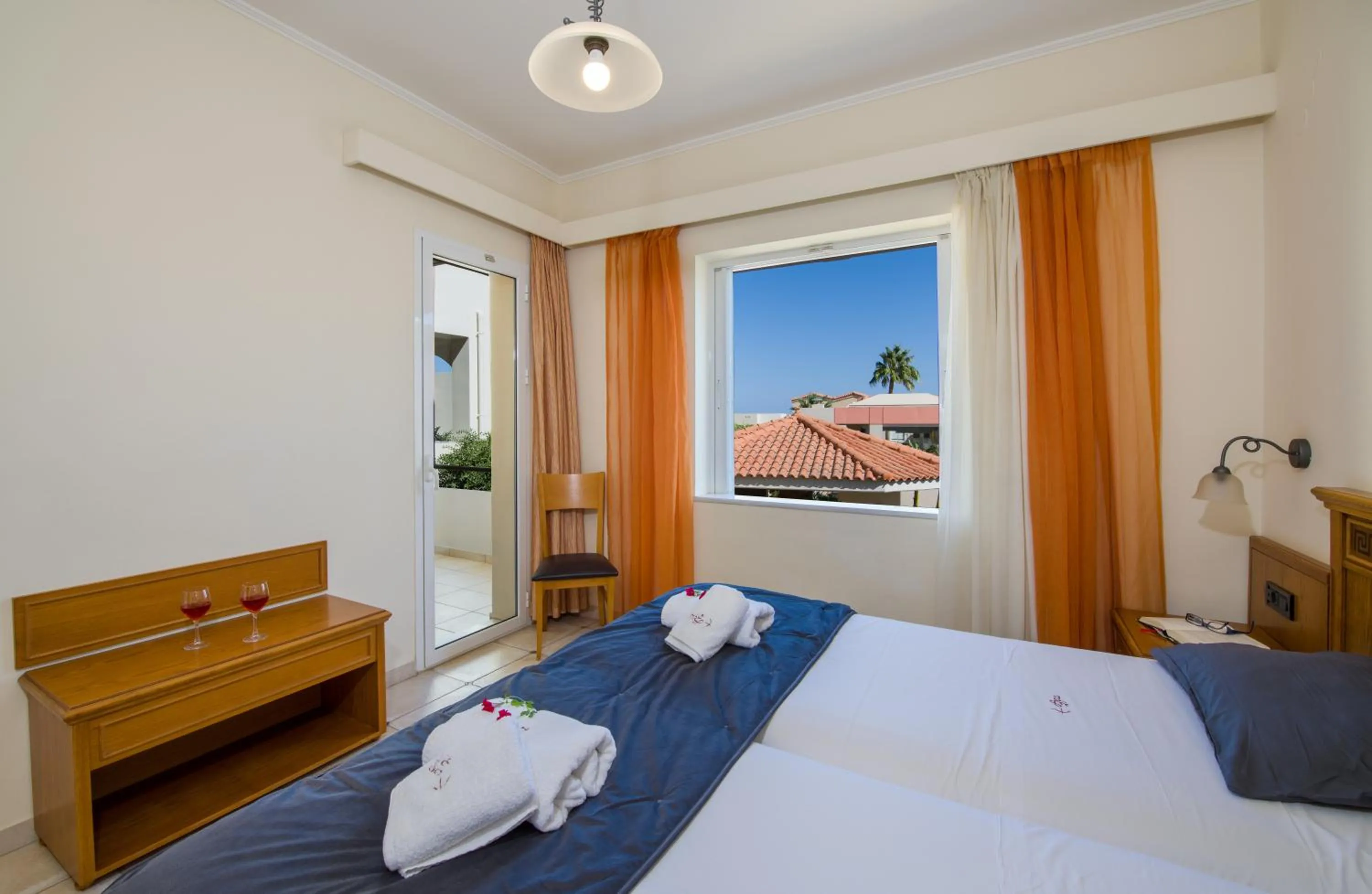 Bedroom, Bed in Toxo Hotel