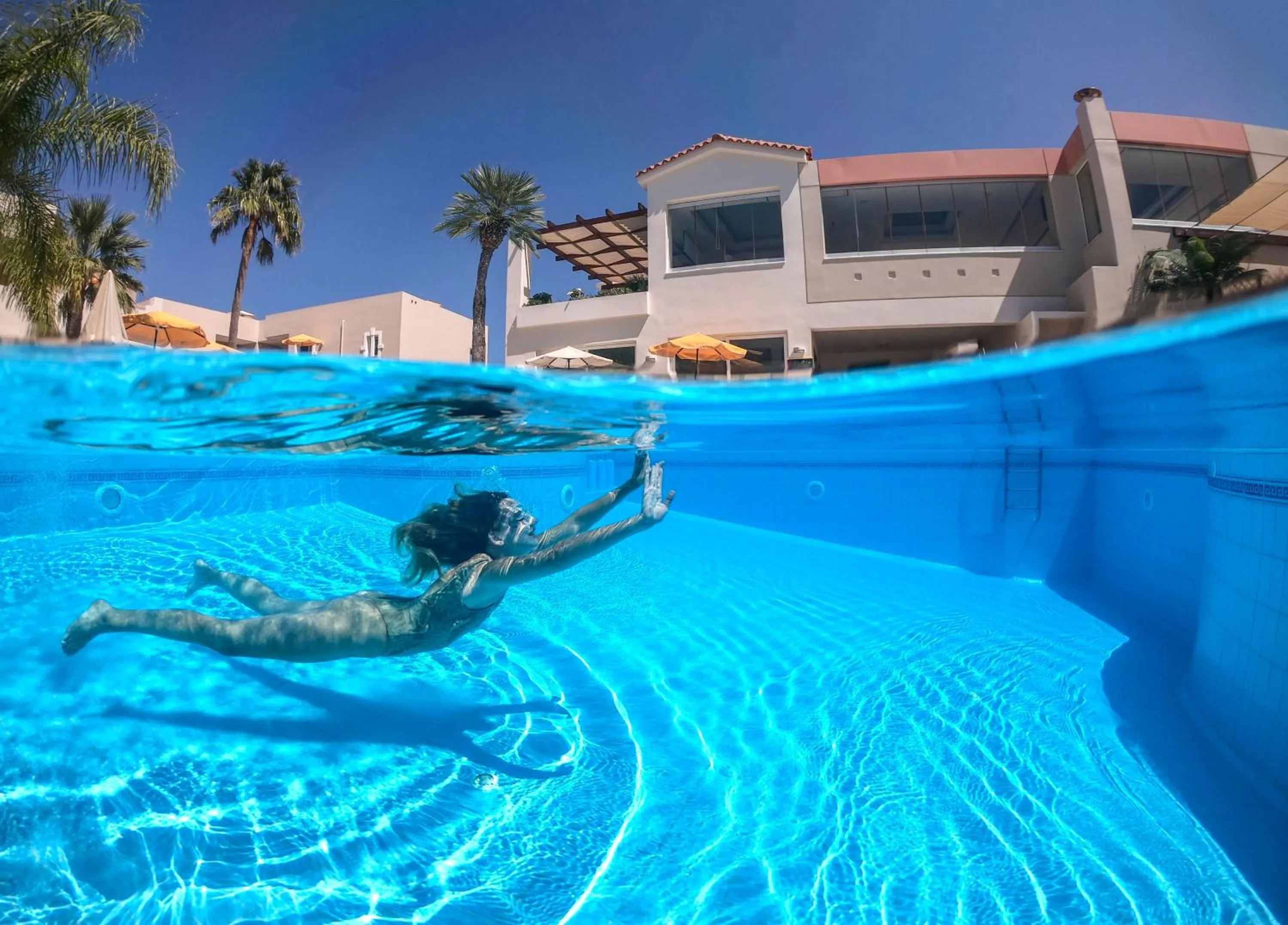 Swimming pool in Toxo Hotel
