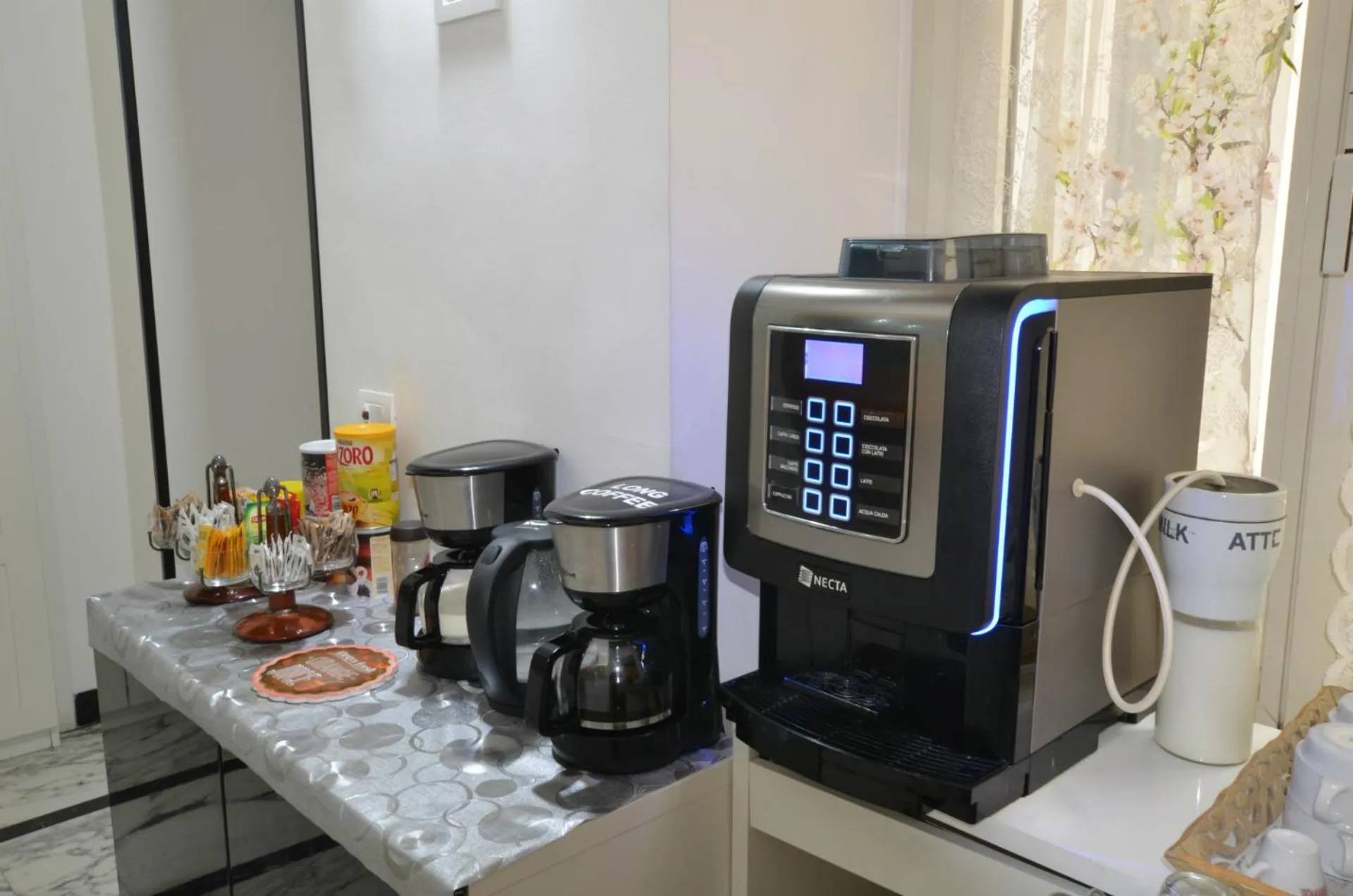 Buffet breakfast in Il Fascino Di Roma