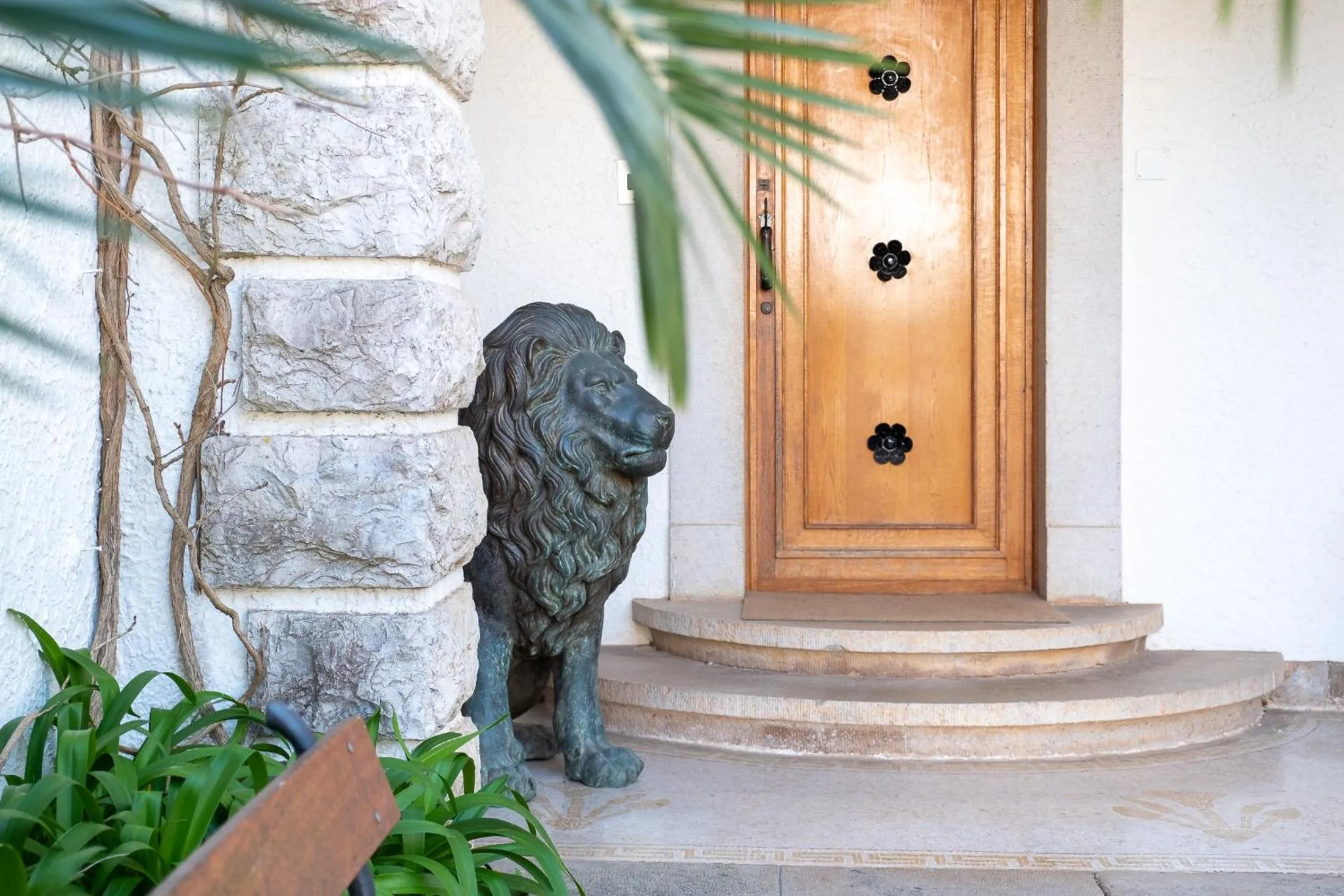 Facade/entrance in Casa Vela Boutique House