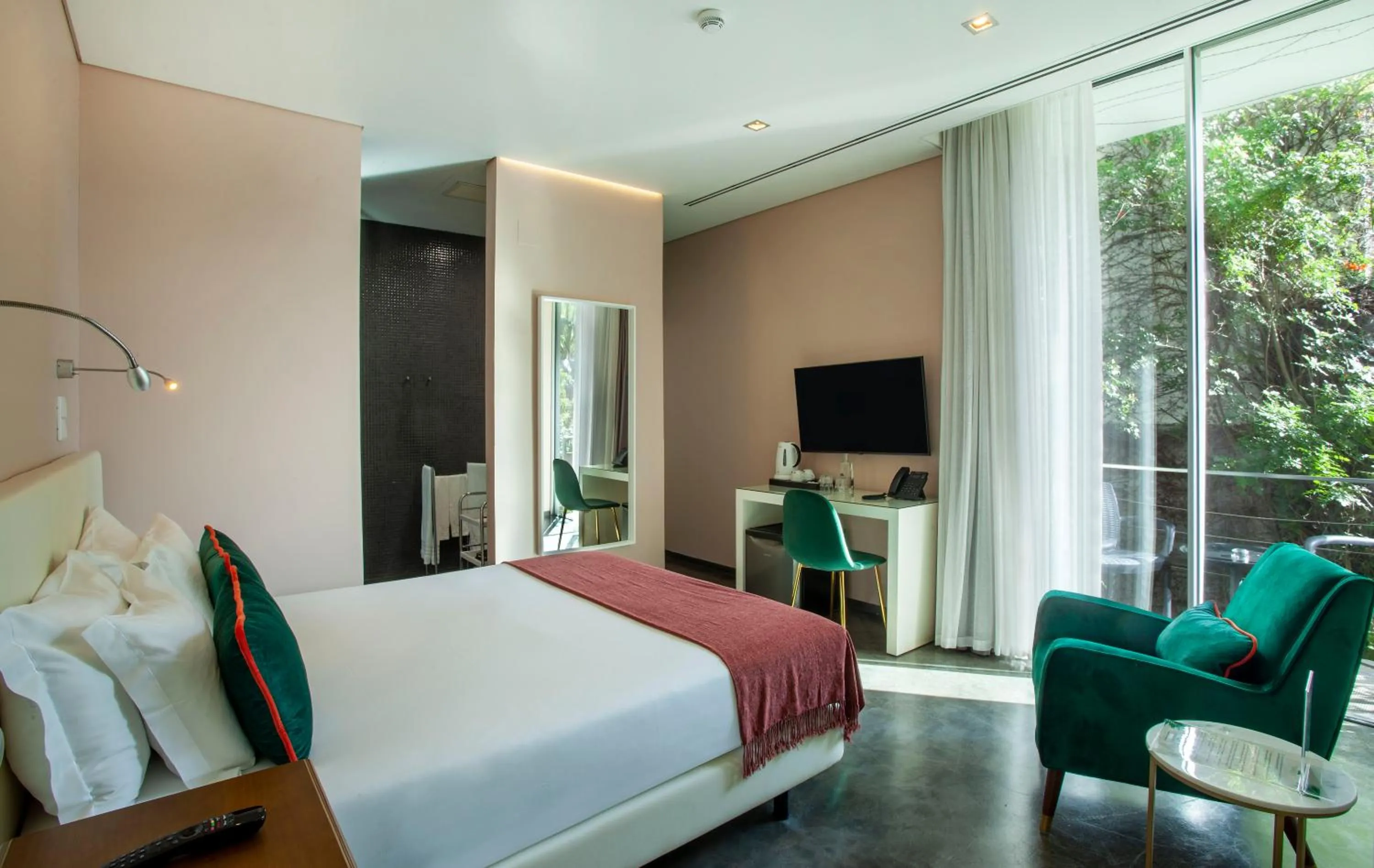 Bed in Casa Vela Boutique House